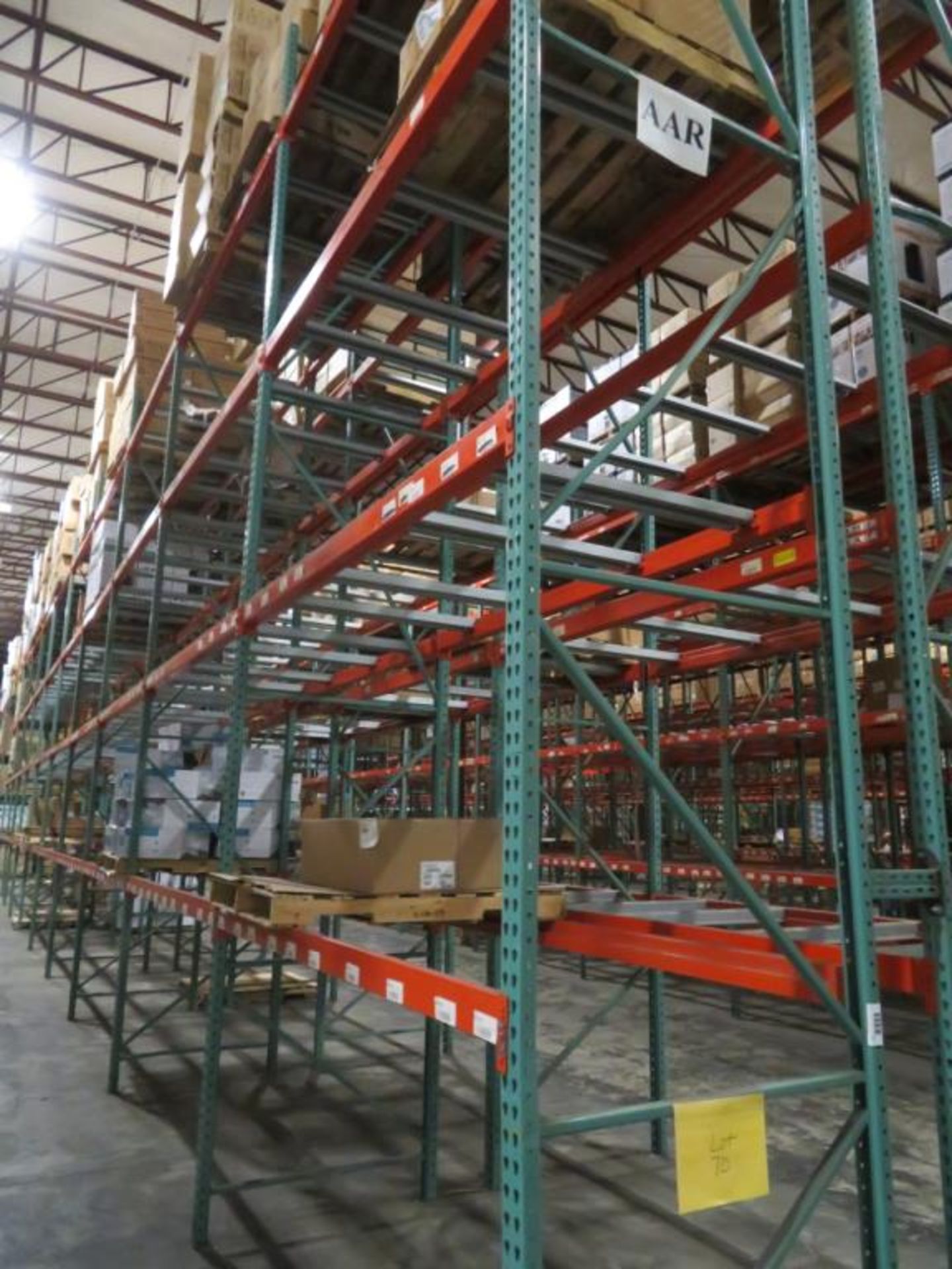 Interlake Pallet Racking 11 uprights 3"x 2 3/4", 44" wide and 20' tall, 80 beams 4 1,4" x 2 3/4" & - Image 3 of 7