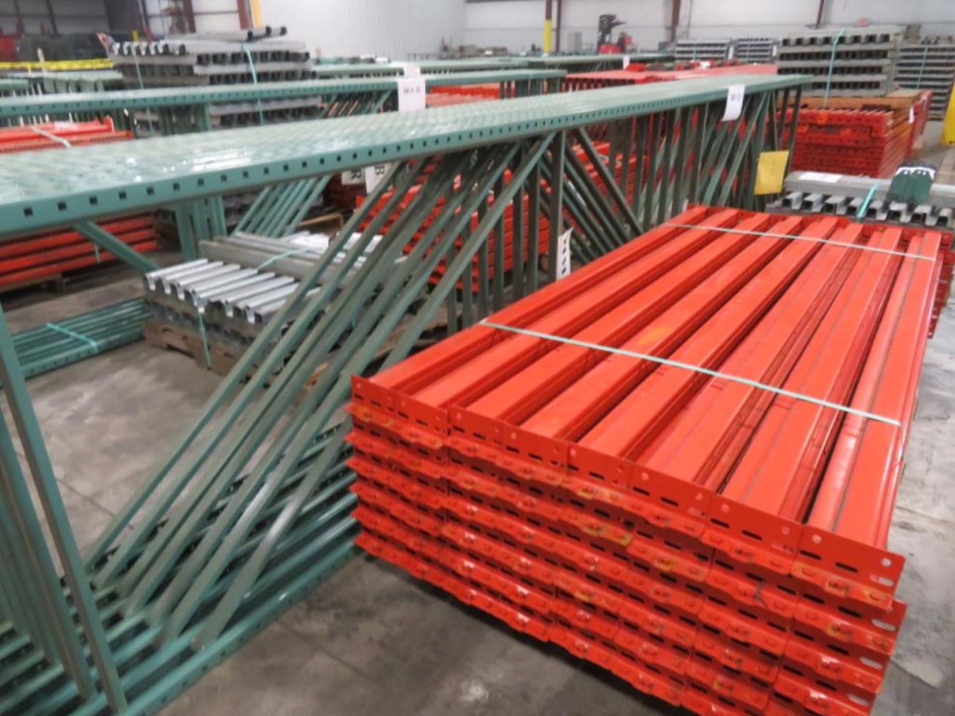 pallet racking 7 uprights, 48 beams, 96 supports, 3 back to back braces, banded and ready to load on - Image 5 of 5