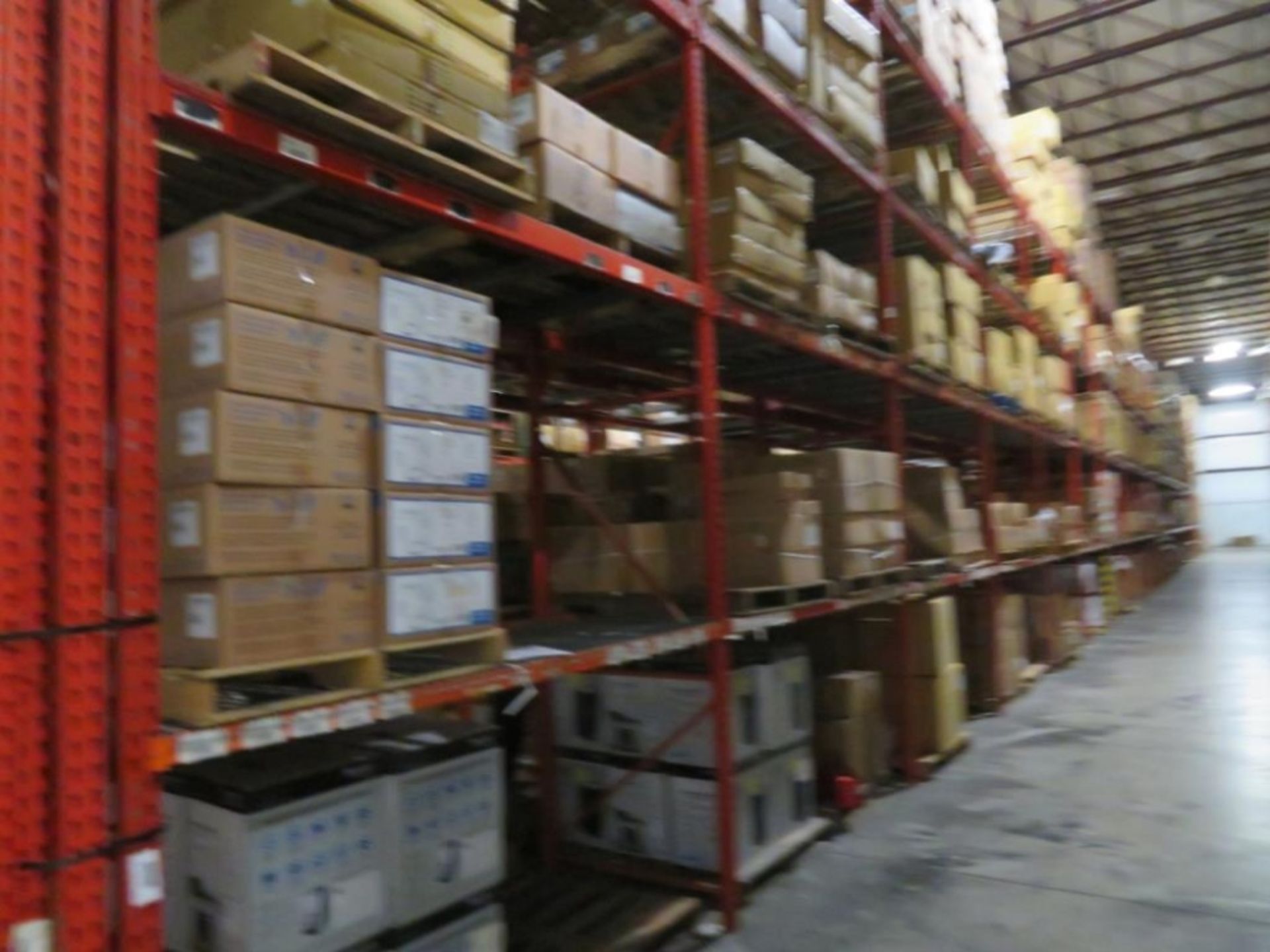 Paltier pallet racking 23 uprights 3" x 2 1/4" 42" 18', 25 beams 2 1/2" x 2 3/4" 8' 119 beams 4" x 2 - Image 2 of 9