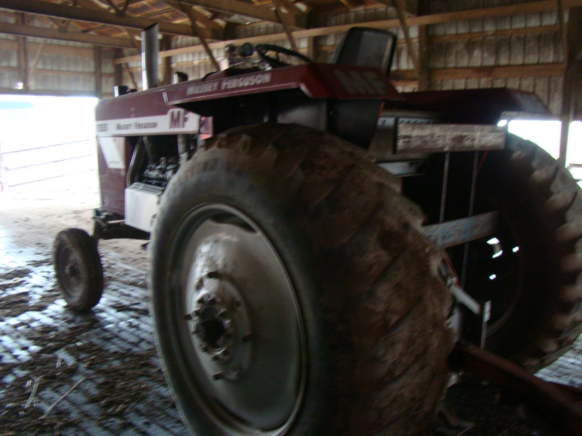 Massey Ferguson 1155 pulling tractor runs - Image 22 of 24