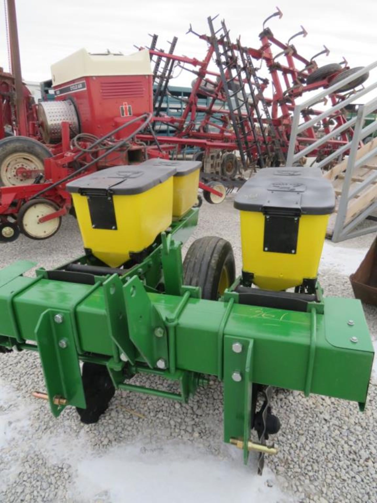 JD 2 row planter