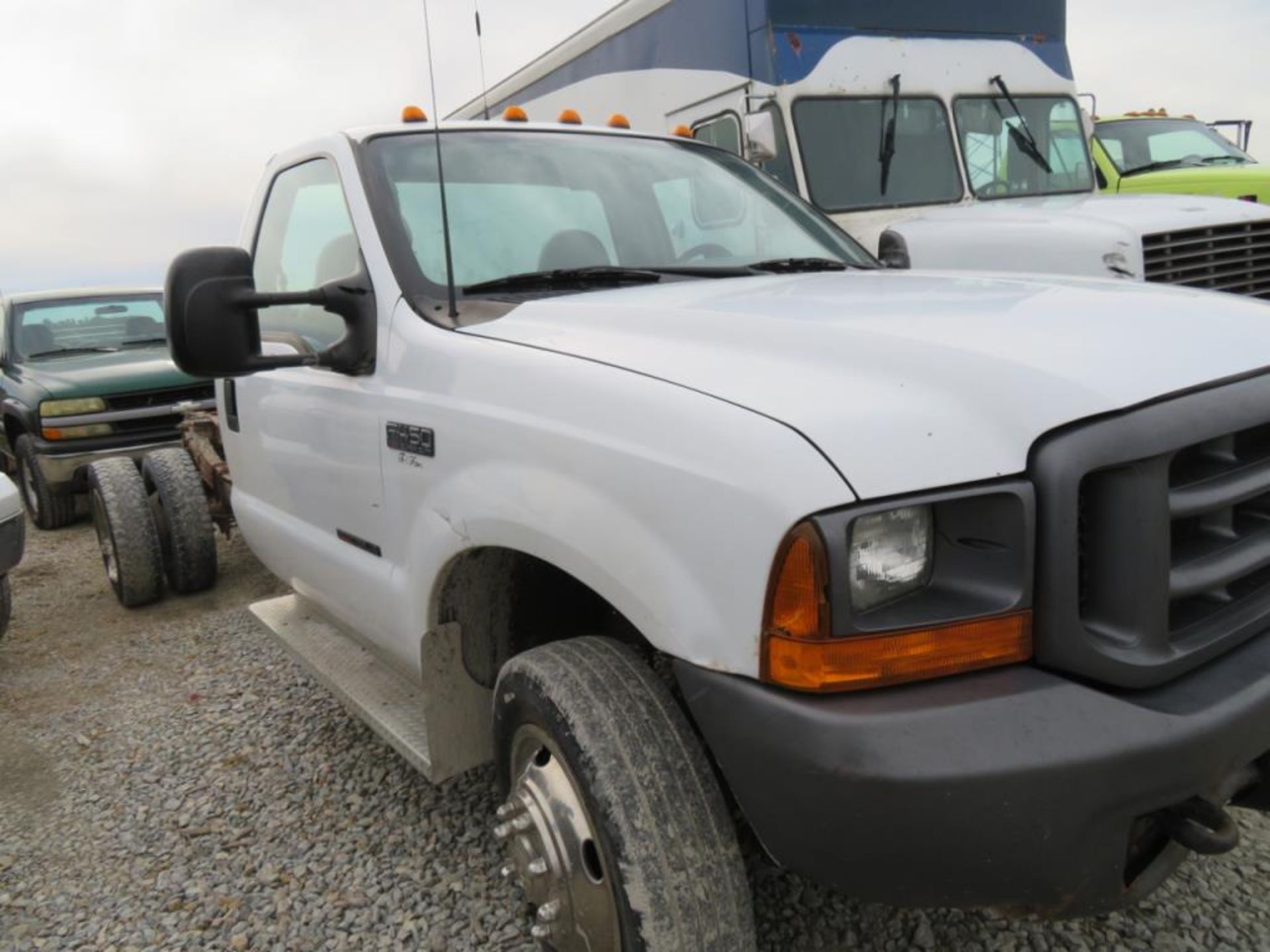 F450 Dually Single Cab w/no bed(title) 260k - Image 5 of 6