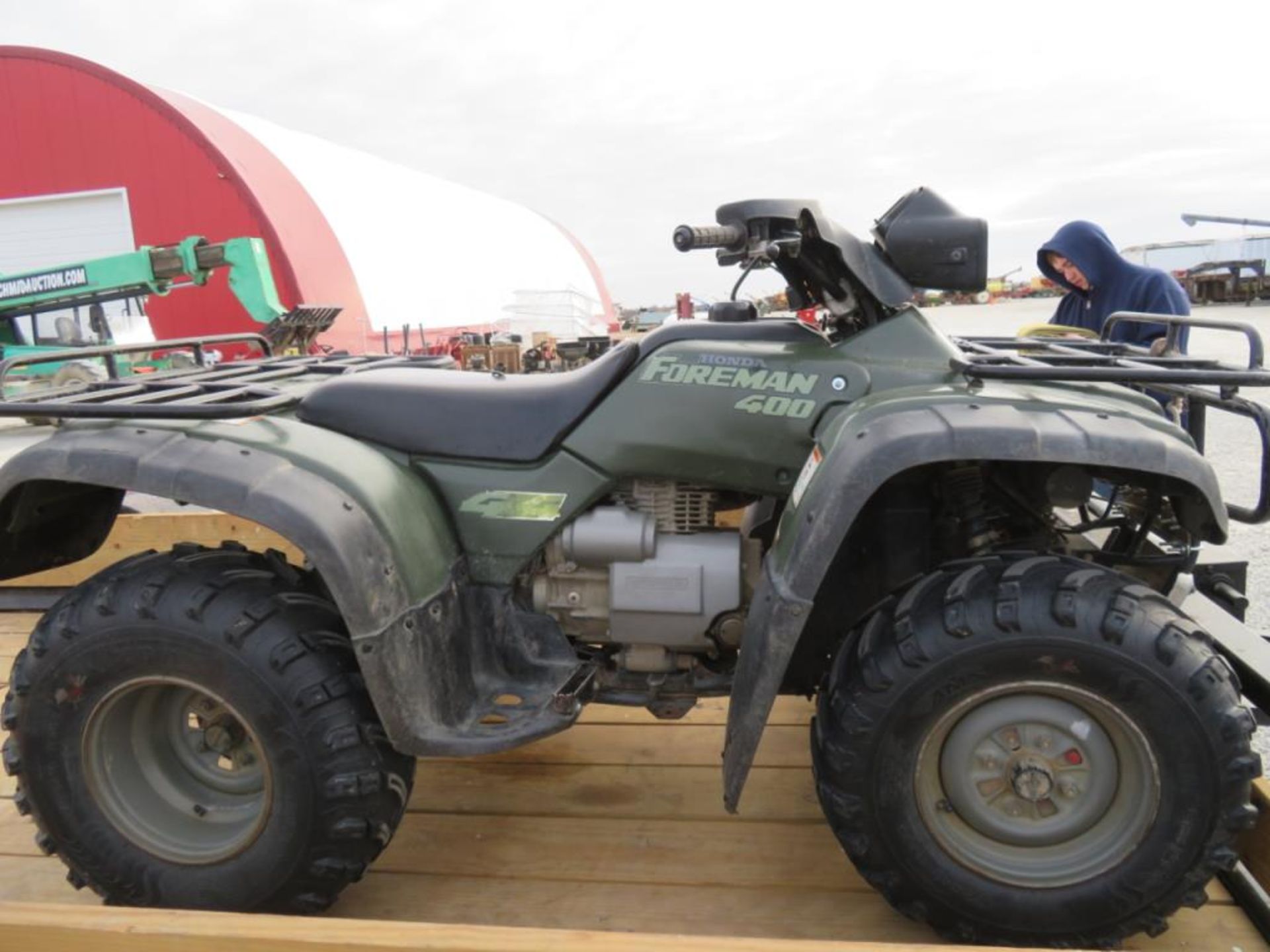 1998 Honda Foreman 400 4 wheeler(title) w/ winch, 3,381 miles, 4x4, 48 inch cycle country snow plow, - Image 6 of 7