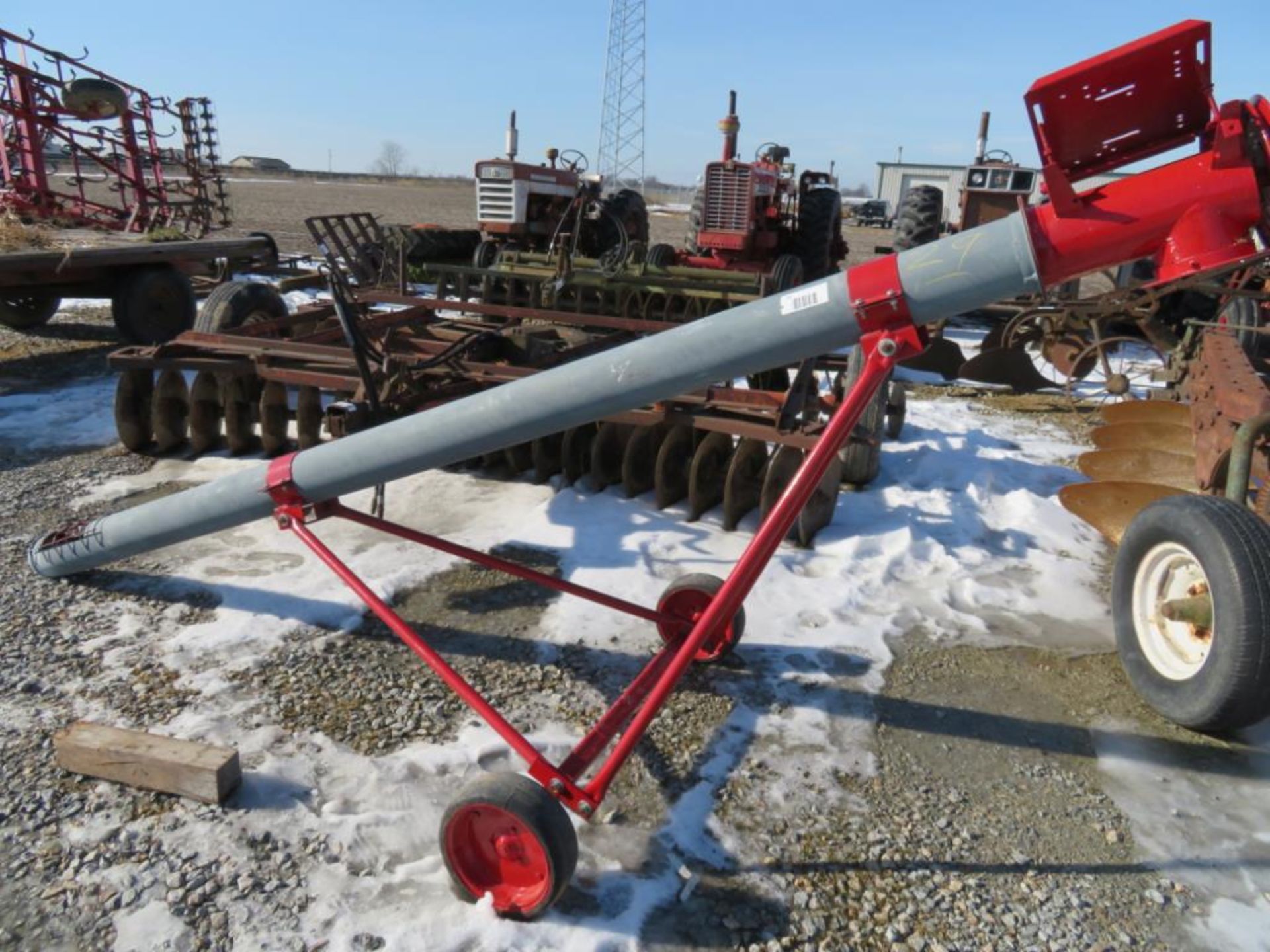 small auger on wheels