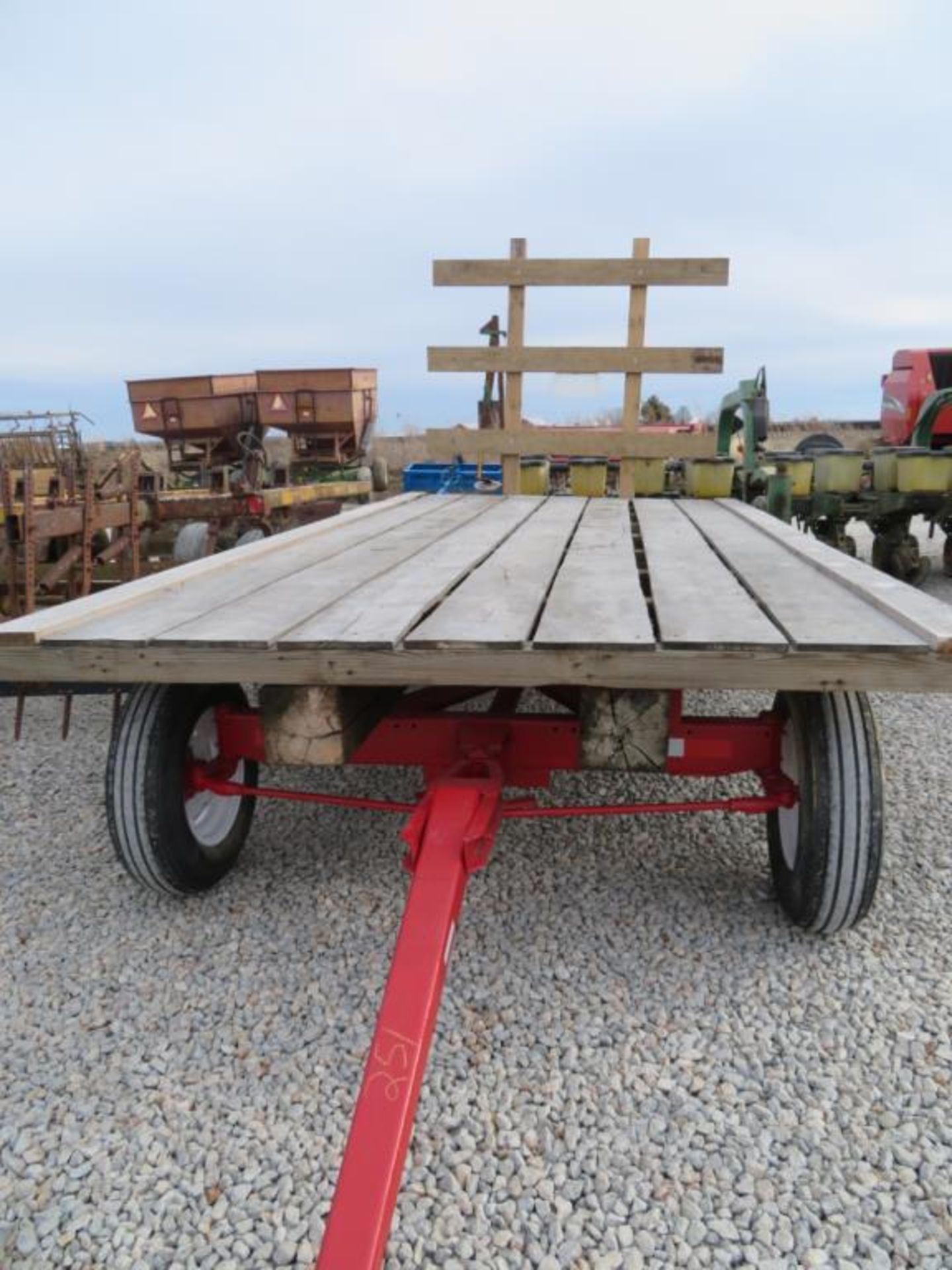Electra 10 ton running gear w 8x16 hay wagon bed