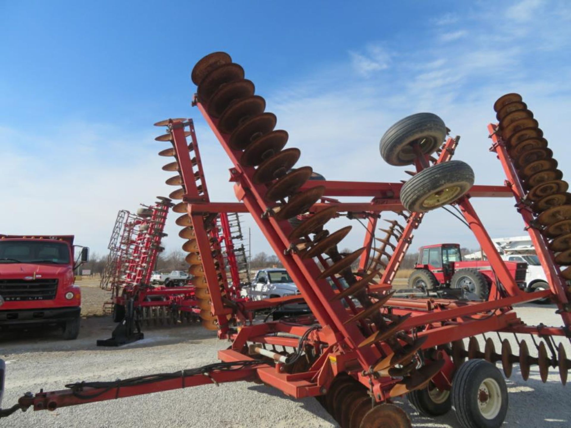 Case IH 3900 32ft disk w/hitch - Image 5 of 6