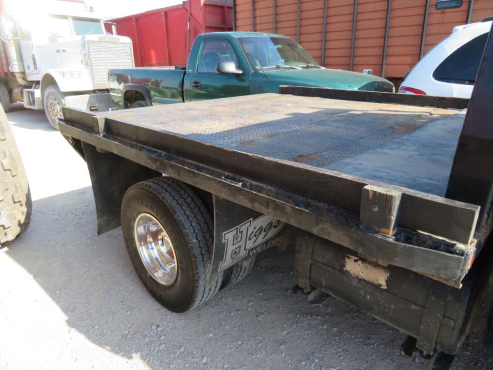 2000 F350 Reg Cab Dually Flatbed (title) 4x4, 6sp 260,100 miles, 7.3 Diesel New Transmission - Image 7 of 9