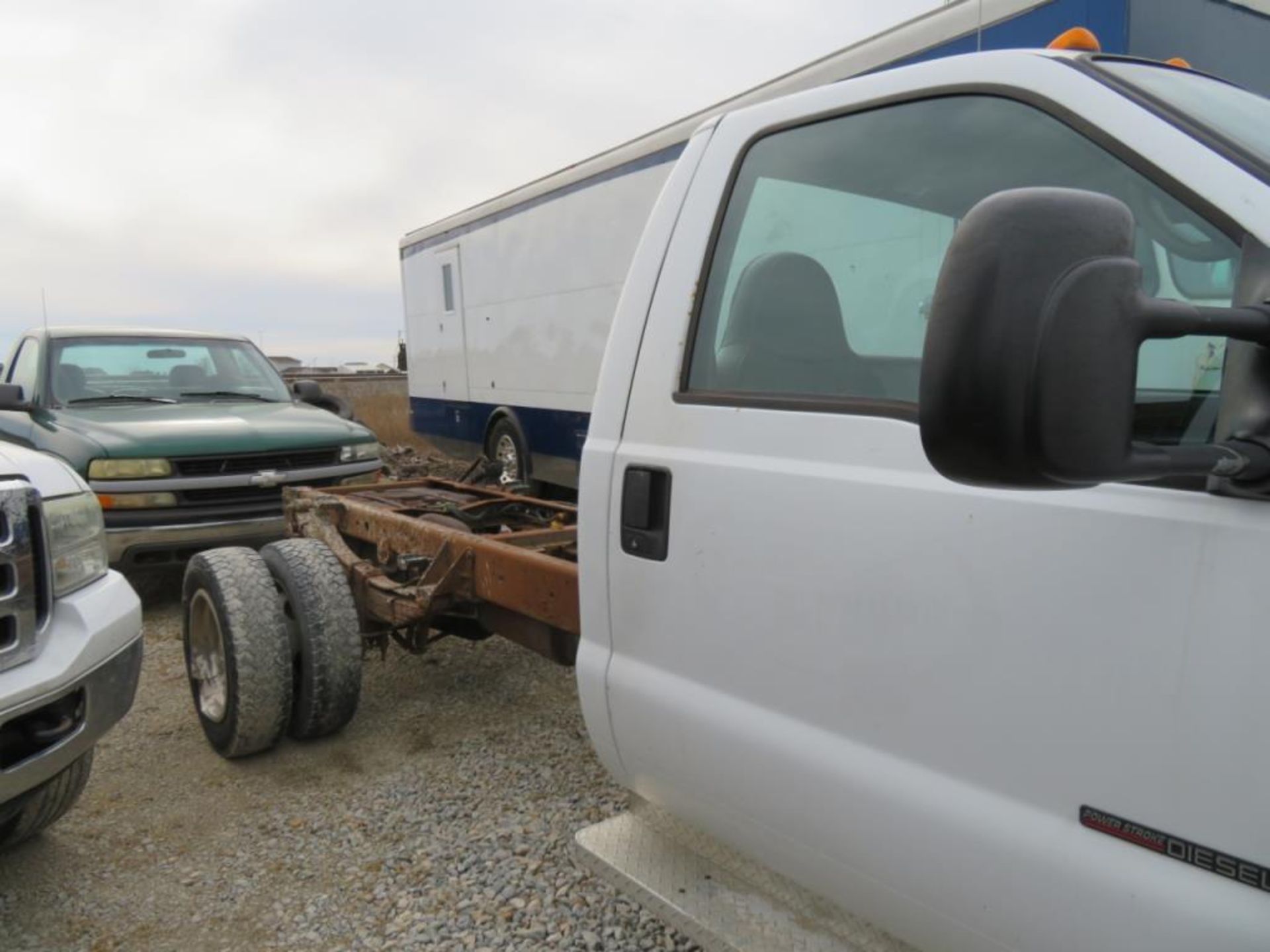 F450 Dually Single Cab w/no bed(title) 260k - Image 6 of 6