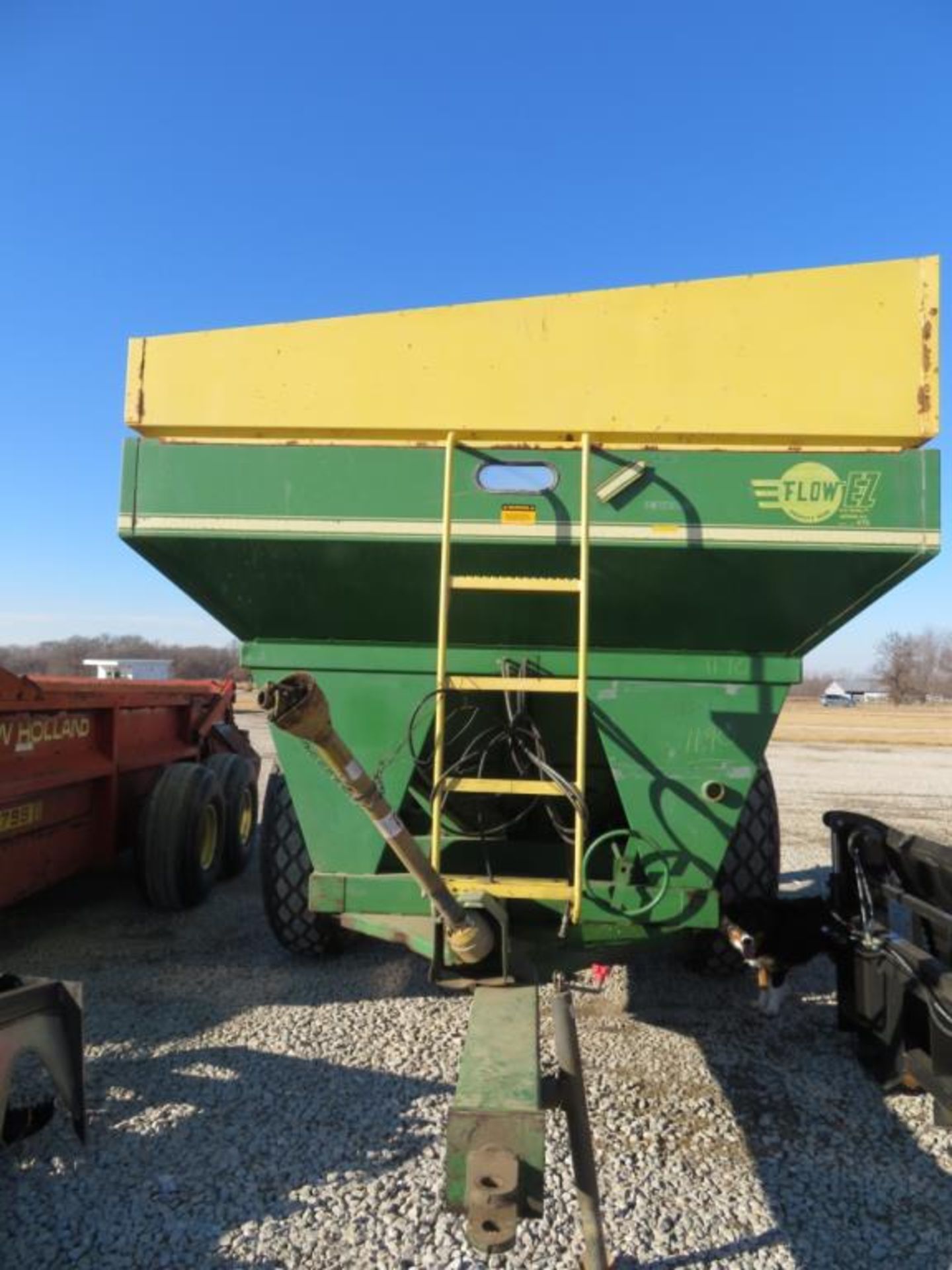 EZ Flow 475 Grain Cart - Image 3 of 4