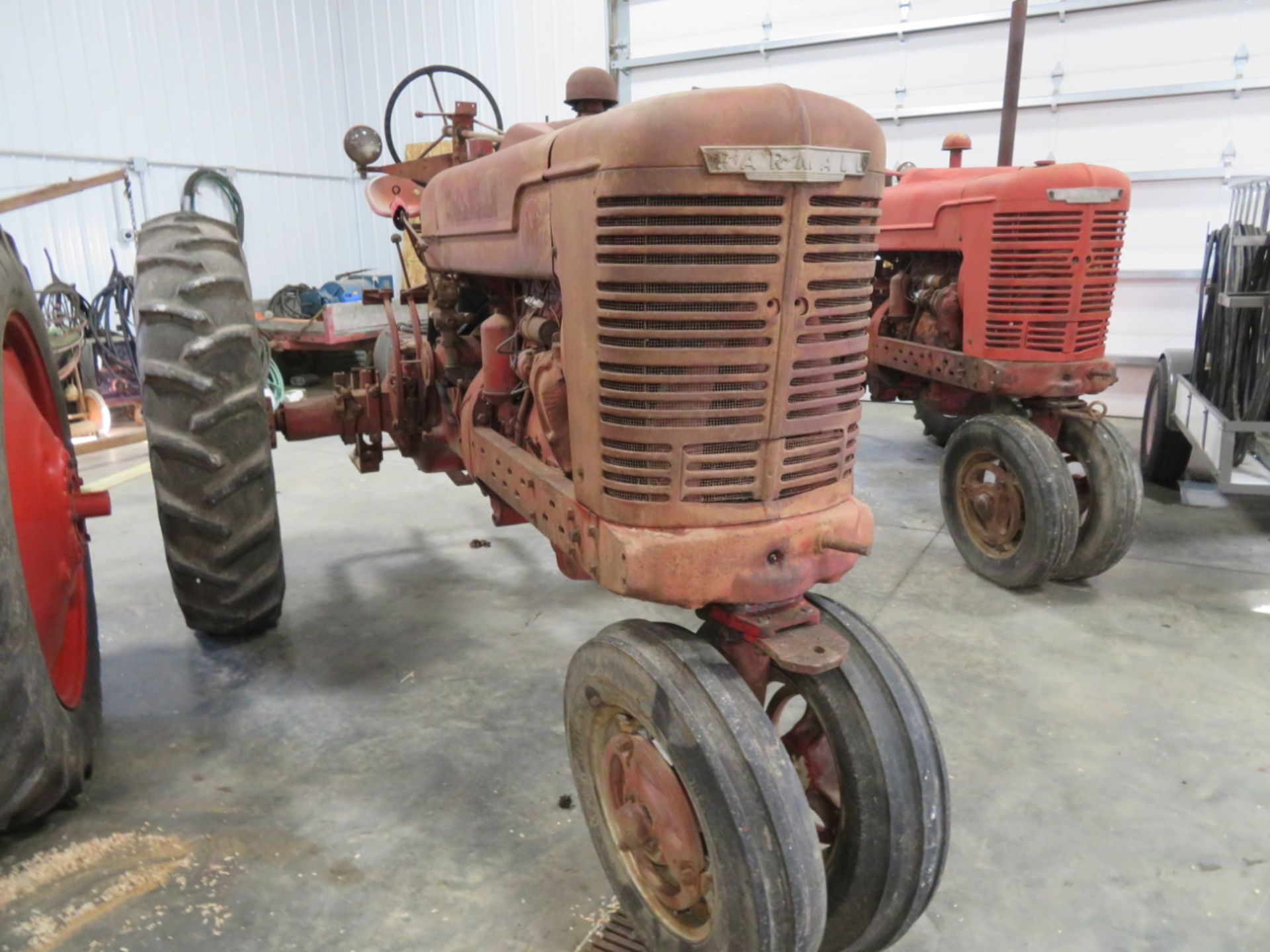 Farmall M NF tractor serial 724403X - Image 3 of 5