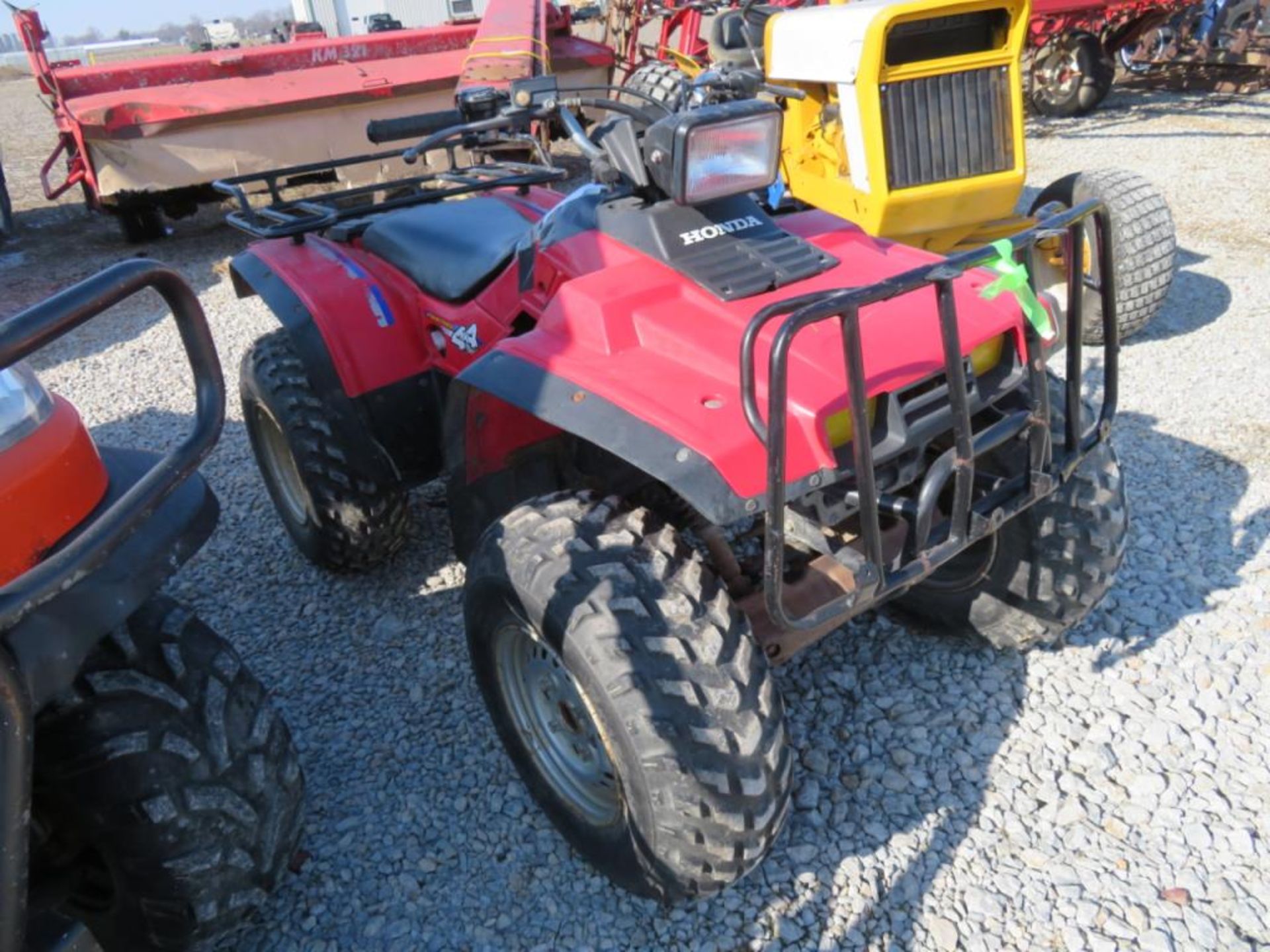 Honda 4x4 4 wheeler - Image 3 of 6