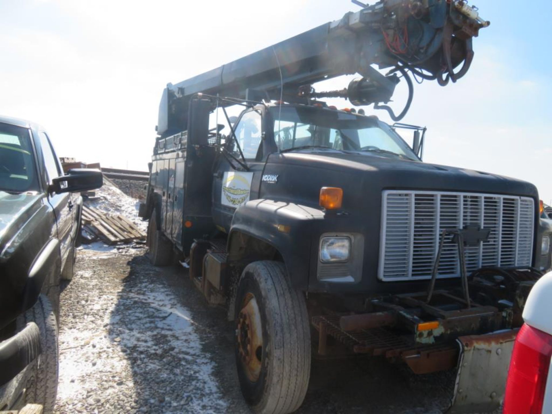 1992 GMC Digger Derrick crand truck 182,000 miles Cat diesel 6spd - Image 3 of 5