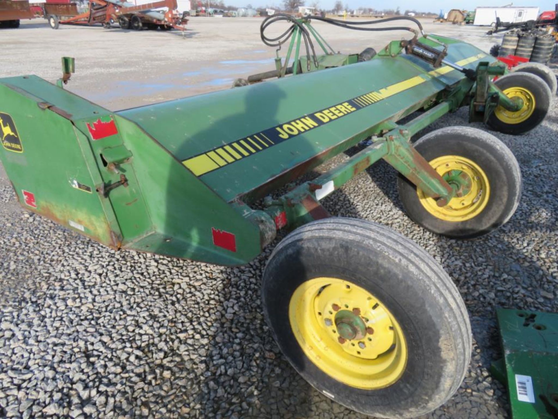 JD 120, 20' stock chopper 2 new belts, good tires and works good - Image 2 of 4