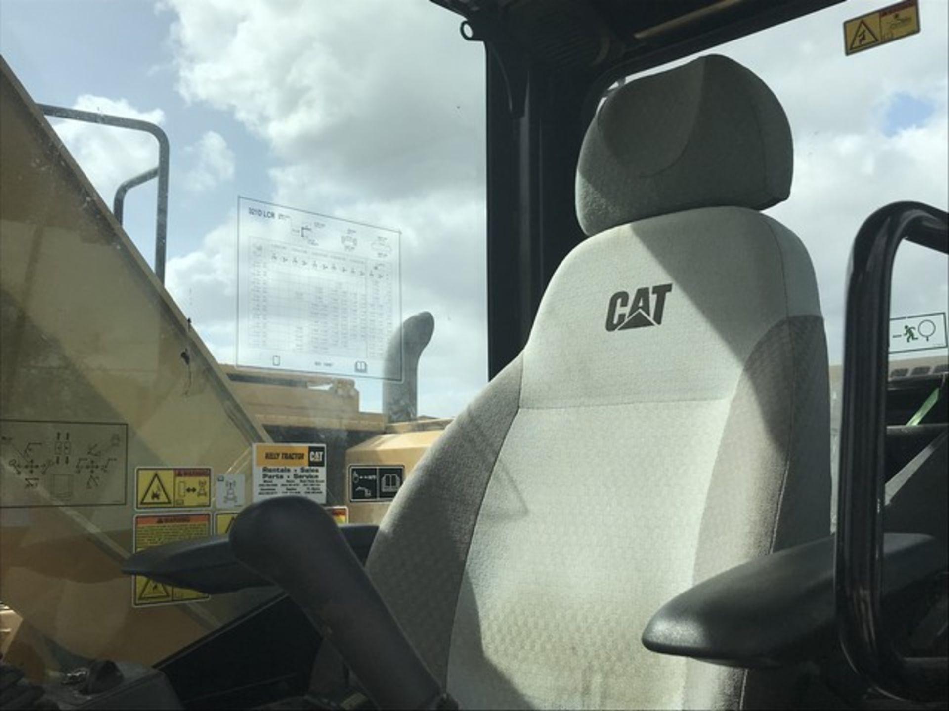 2014 CAT 321DLCR EXCAVATOR - CAT0321DPMPG00682 - 2,399 HOURS - AIR CONDITIONING - Bild 14 aus 15