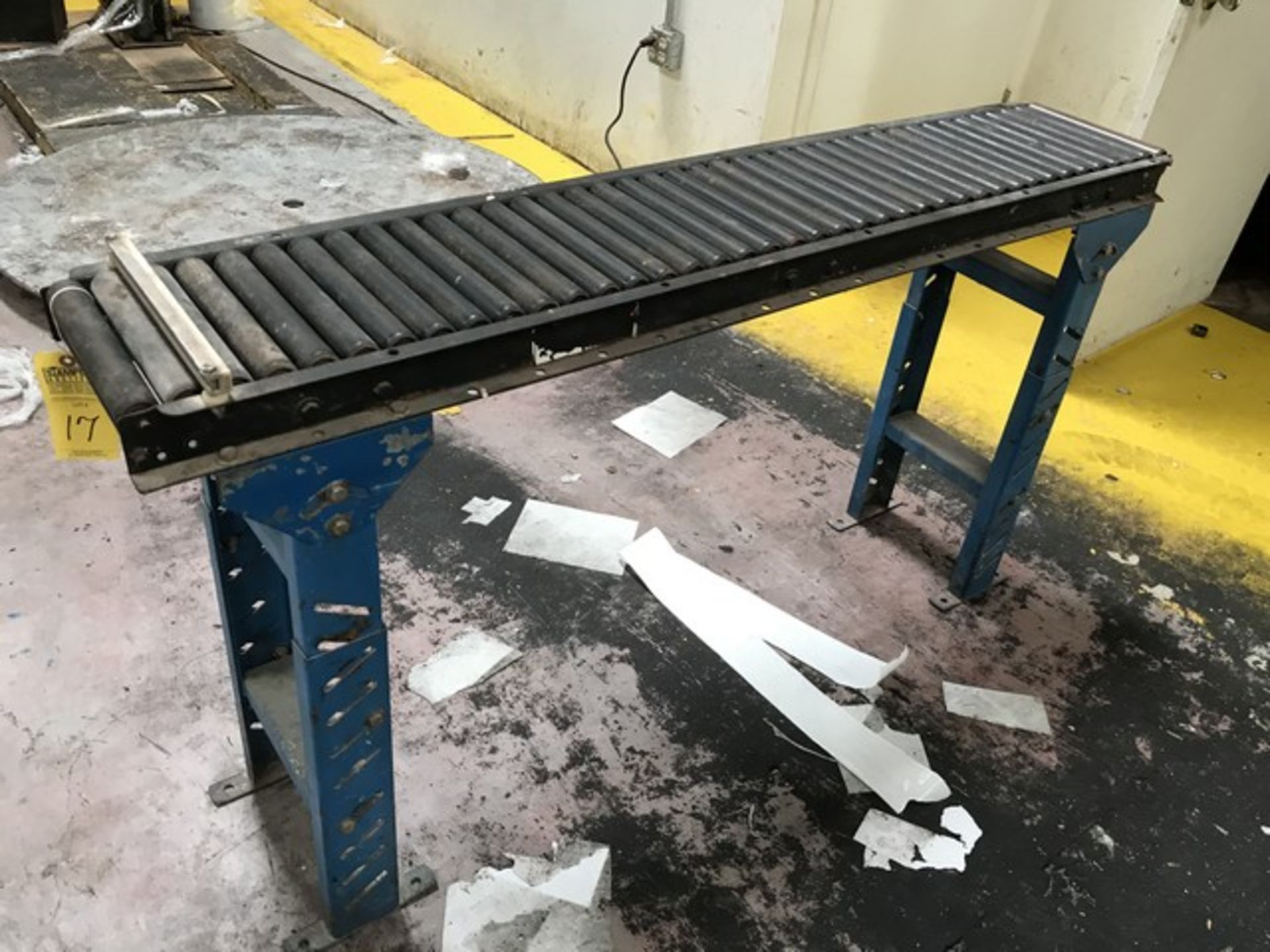 ROLLER CONVEYOR - APPROXIMATELY 5'