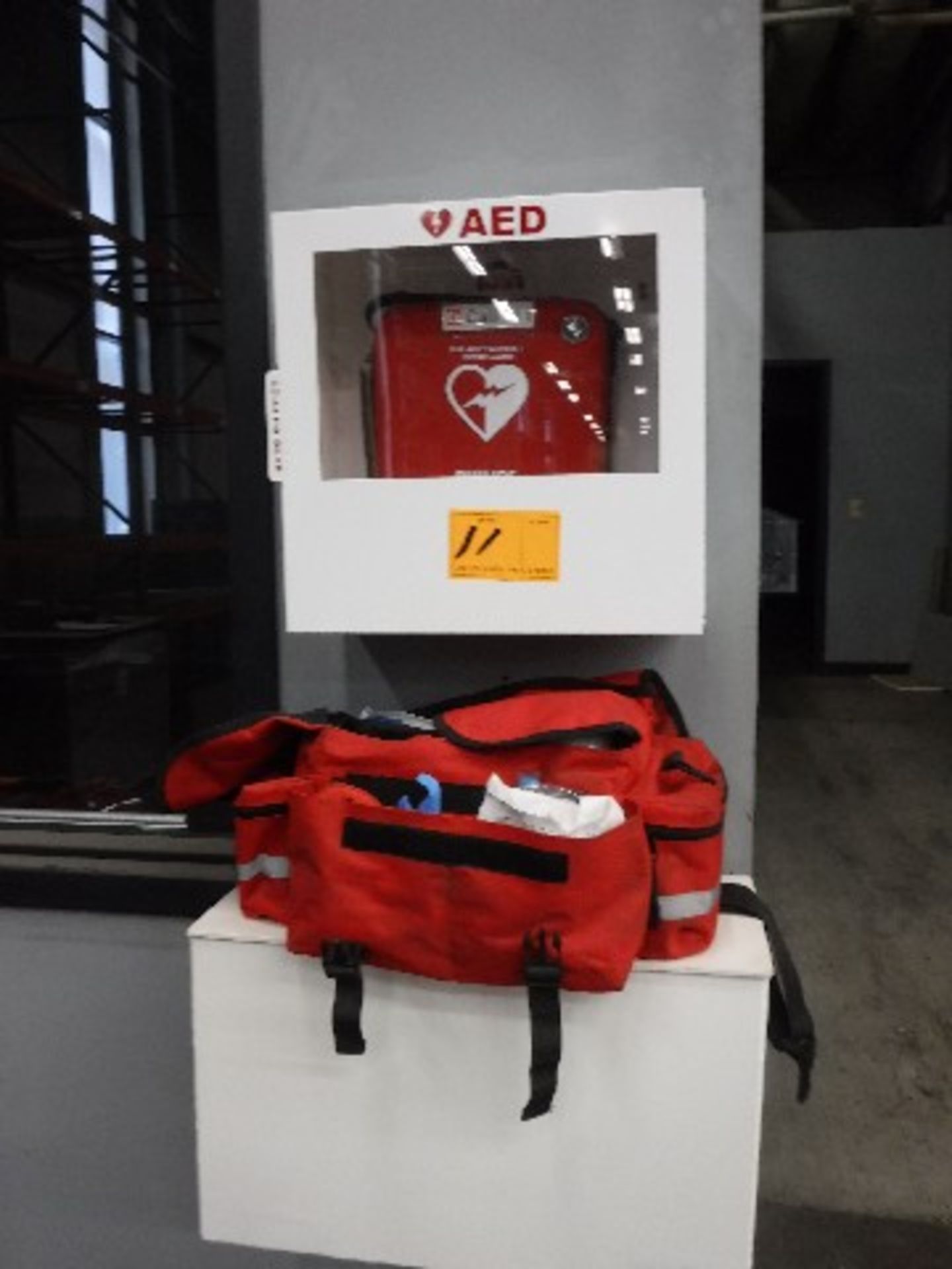 LOT: FIRST AID CABINETS