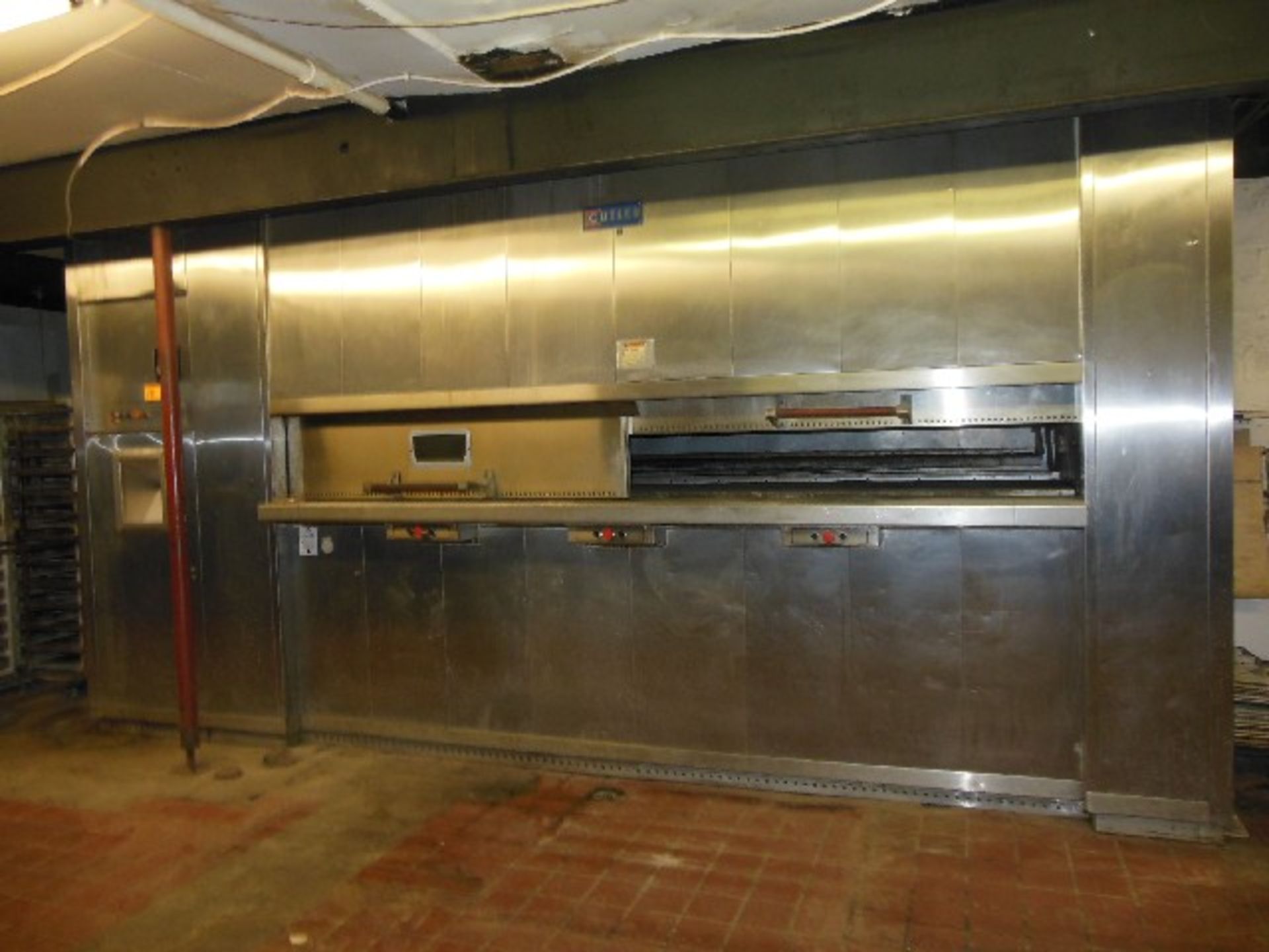 CUTLER 56-PAN CAROUSEL GAS OVEN, S/S CLAD (SPECIAL REMOVAL)