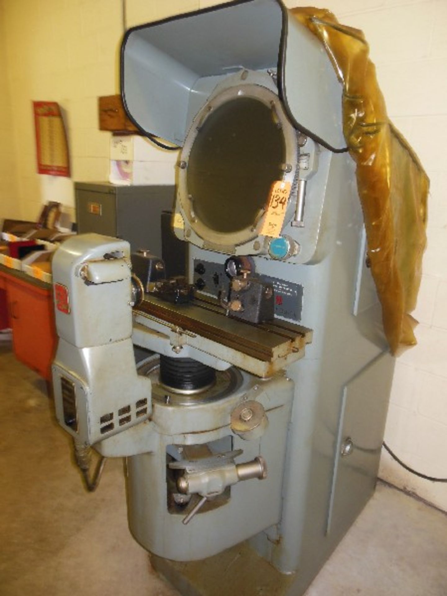 JONES & LAMSON MODEL FC-14 OPTICAL COMPARATOR & MEASURING MACHINE, S/N 6170