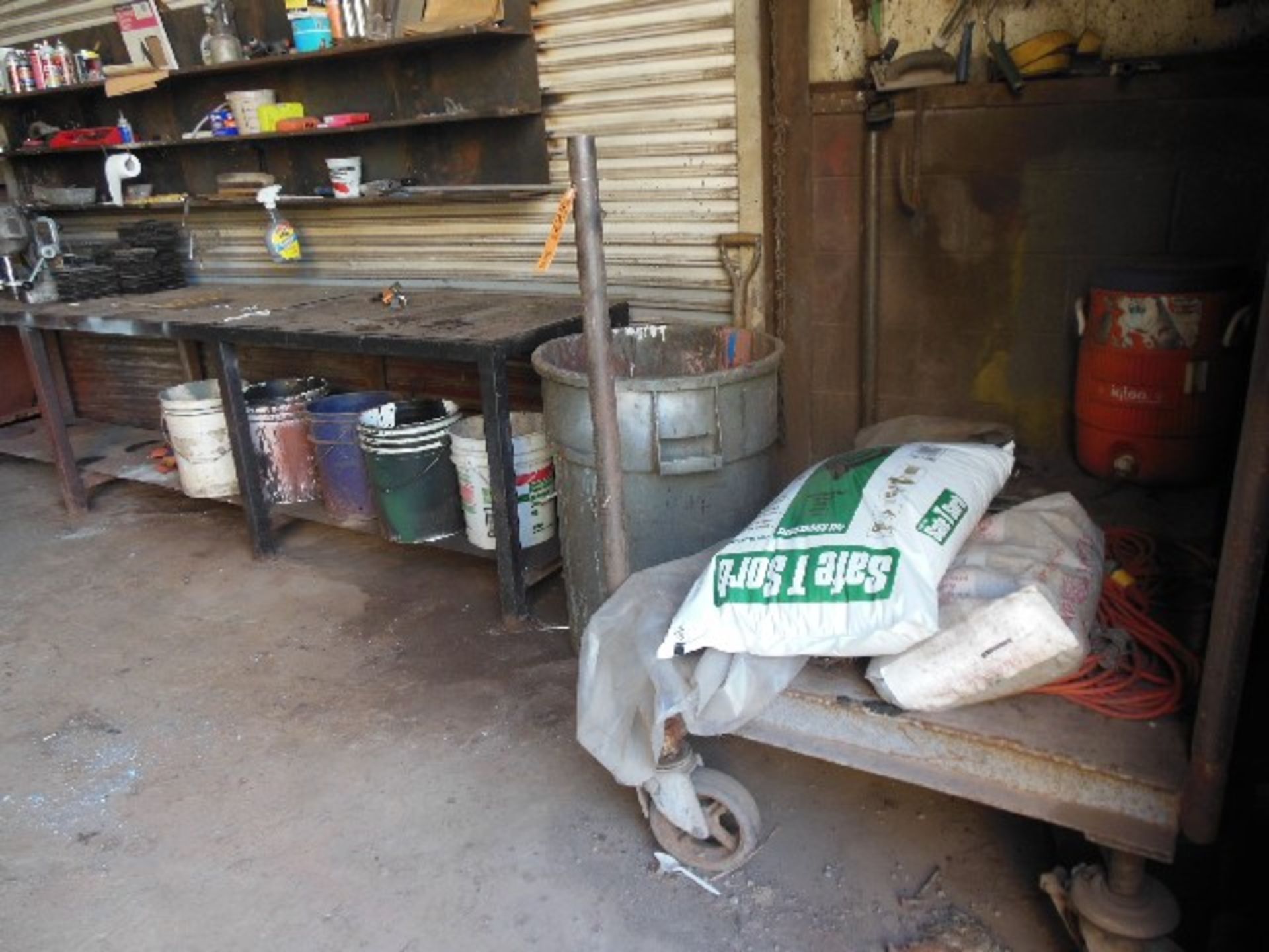 LOT: STEEL WELDING TABLE & 4-WHEEL CART