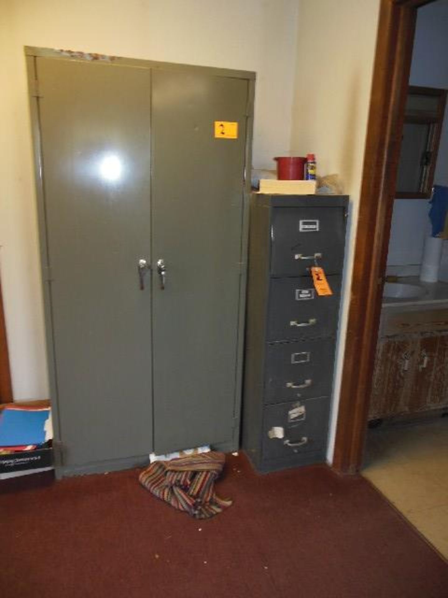 LOT: CABINET & 4-DOOR FILE