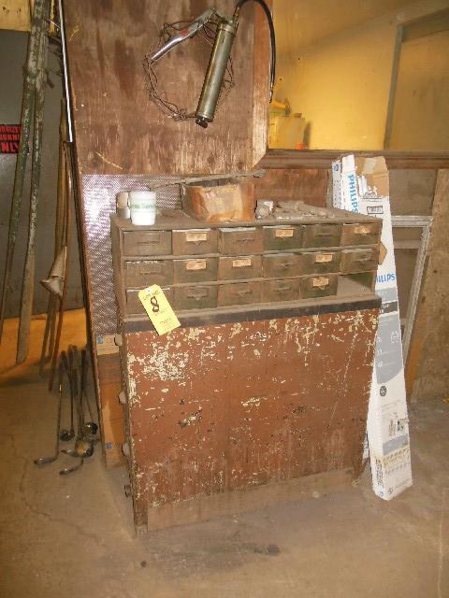 LOT: MULTI DRAWER TOOL CABINET