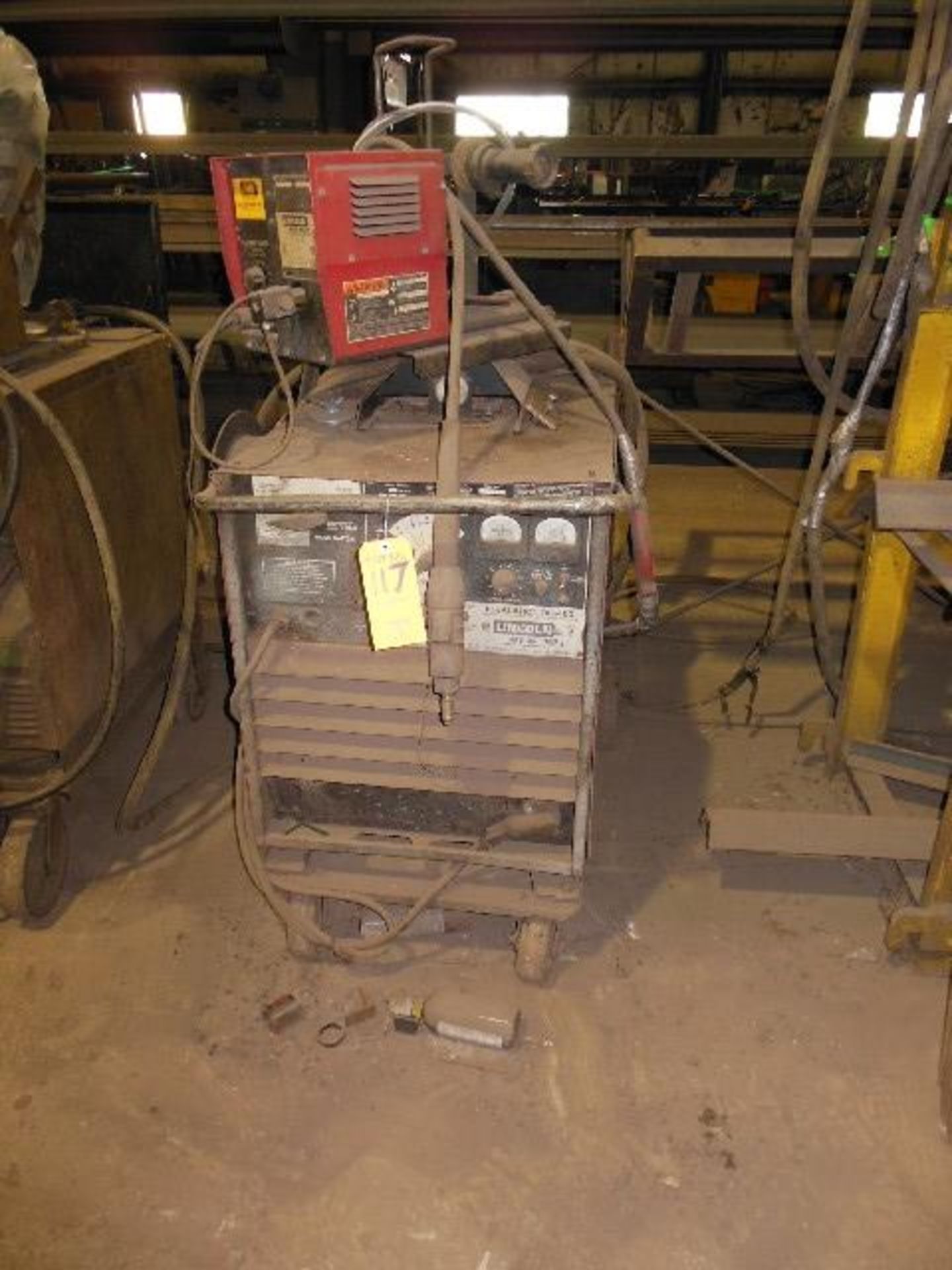 LINCOLN IDEALARC DC400 MIG WELDER