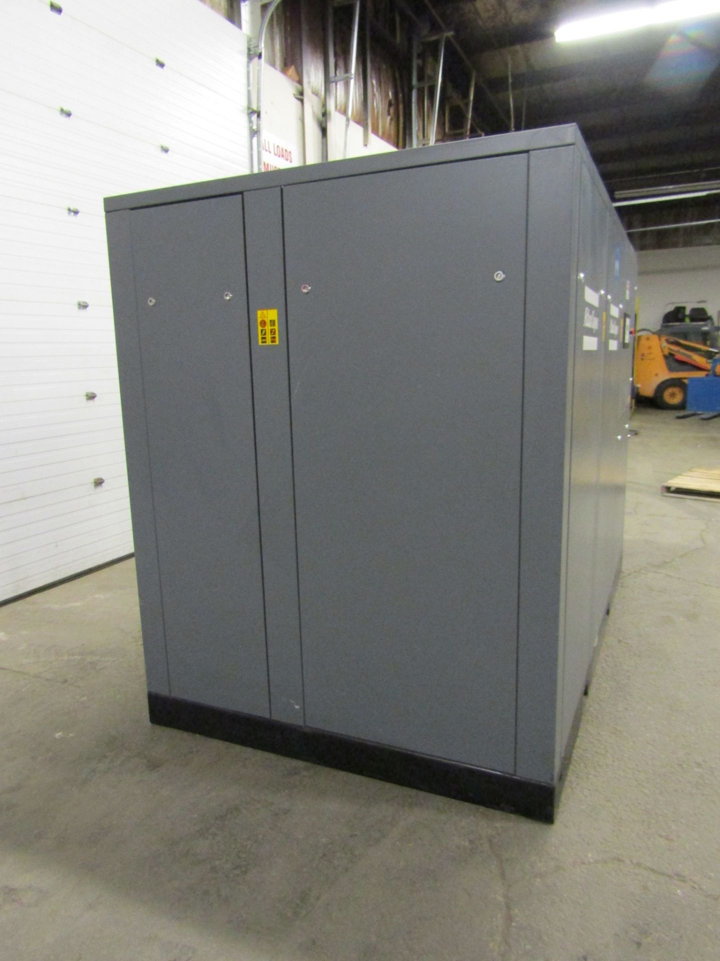Atlas Copco GA110 161HP Rotary Screw Air Compressor with LOW HOURS under 5000 hours - 132 PSI 120 - Image 3 of 3