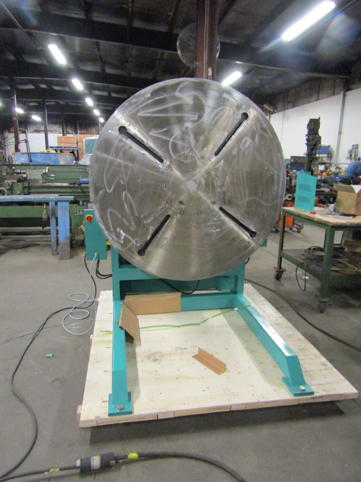 Verner model VD-5000 WELDING POSITIONER 5000lbs capacity - tilt and rotate with variable speed drive - Image 2 of 4