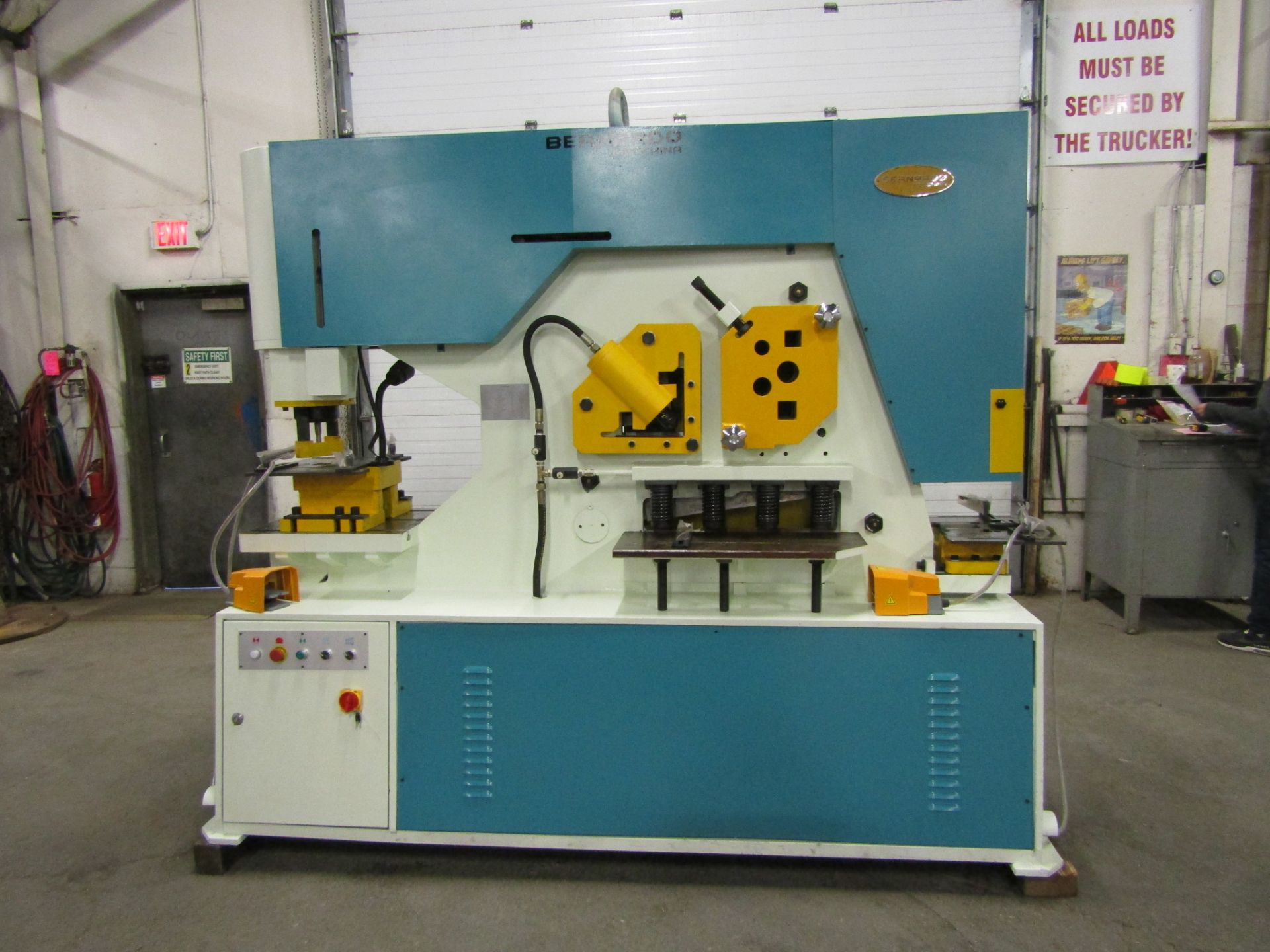 Bernardo Macchina 165 Ton Capacity Hydraulic Ironworker - complete with dies and punches - Dual