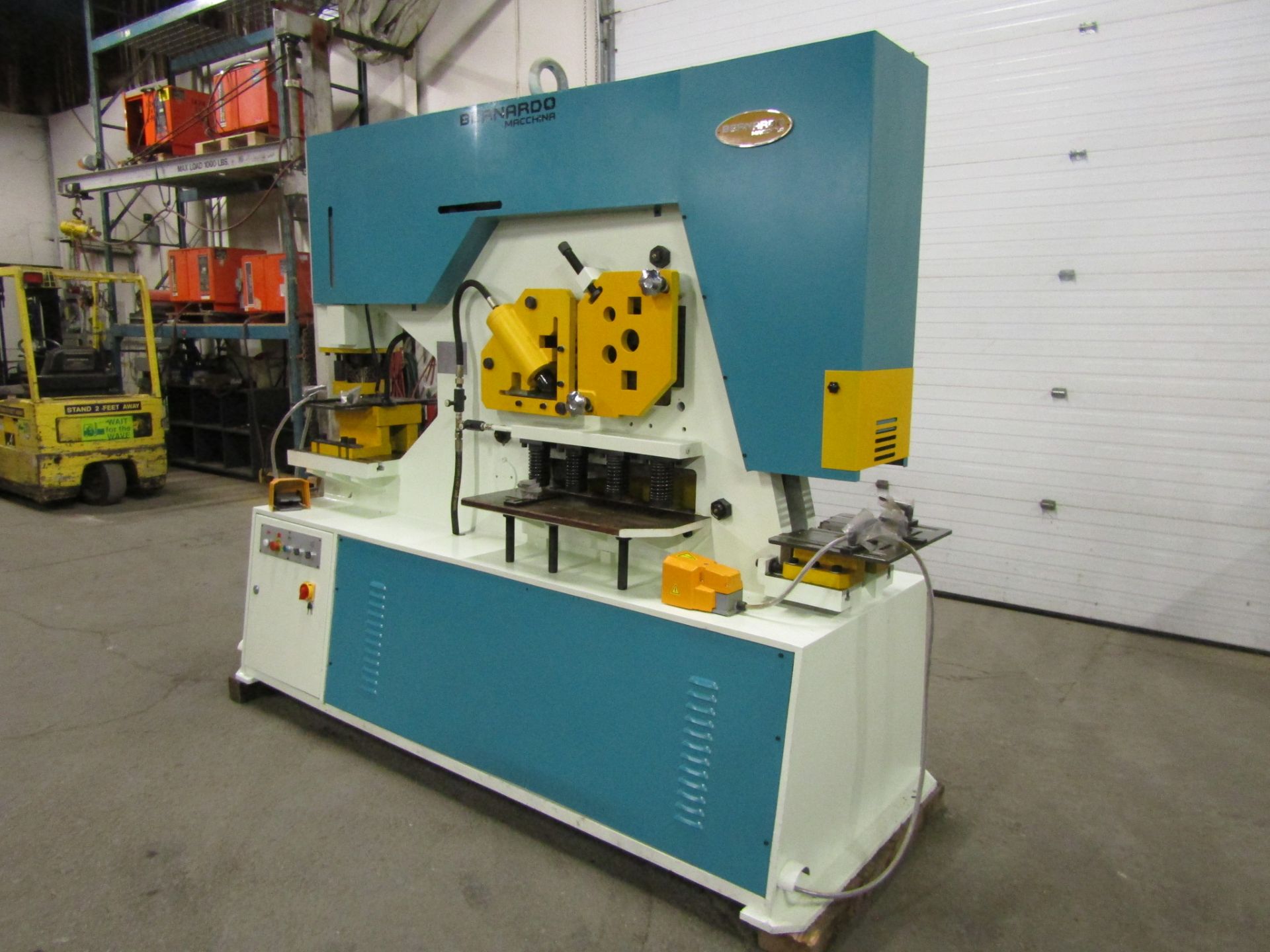 Bernardo Macchina 165 Ton Capacity Hydraulic Ironworker - complete with dies and punches - Dual - Bild 3 aus 3