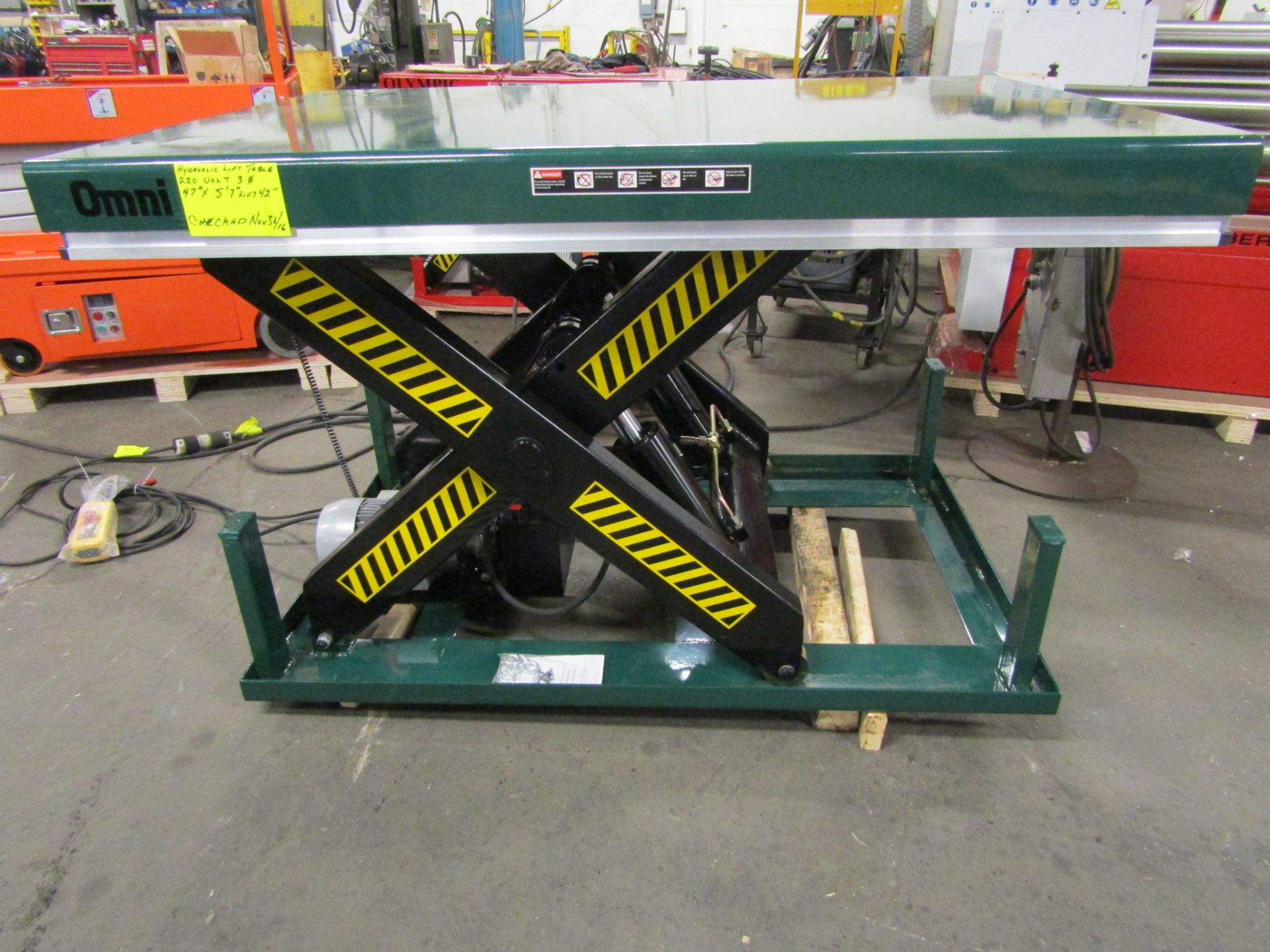 Omni Hydraulic Lift Table 47" x 67" x 42" lift - 13000lbs capacity - UNUSED and MINT - 220V 3 phase