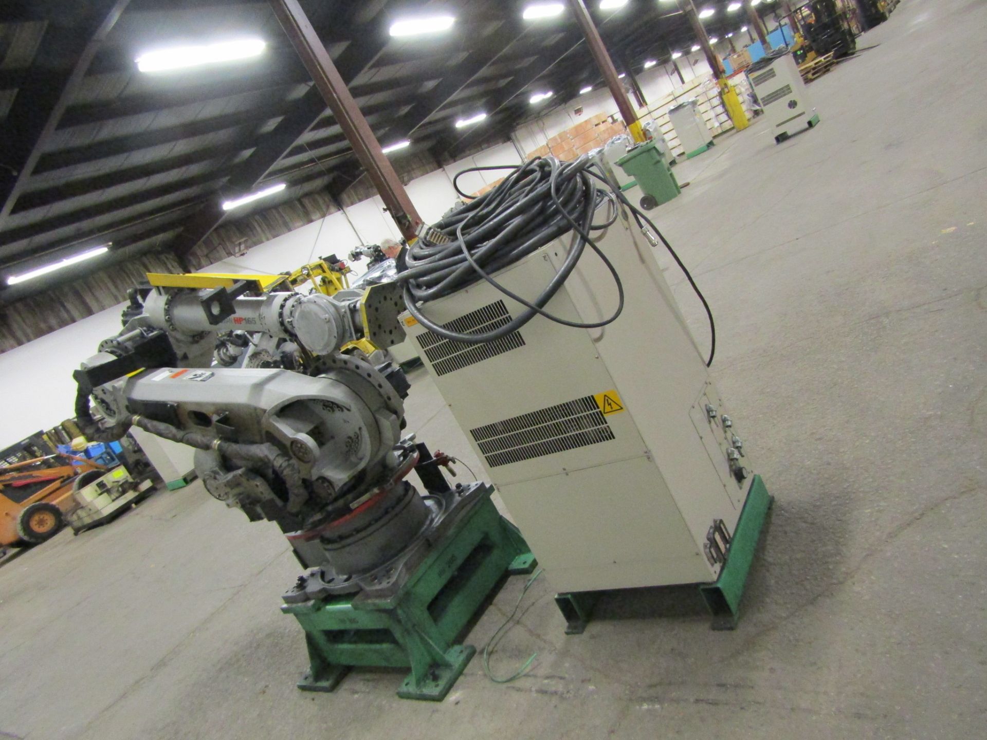 2008 Motoman HP165 Robot 165kg Capacity with Controller COMPLETE with Teach Pendant, Cables, LOW - Image 2 of 2
