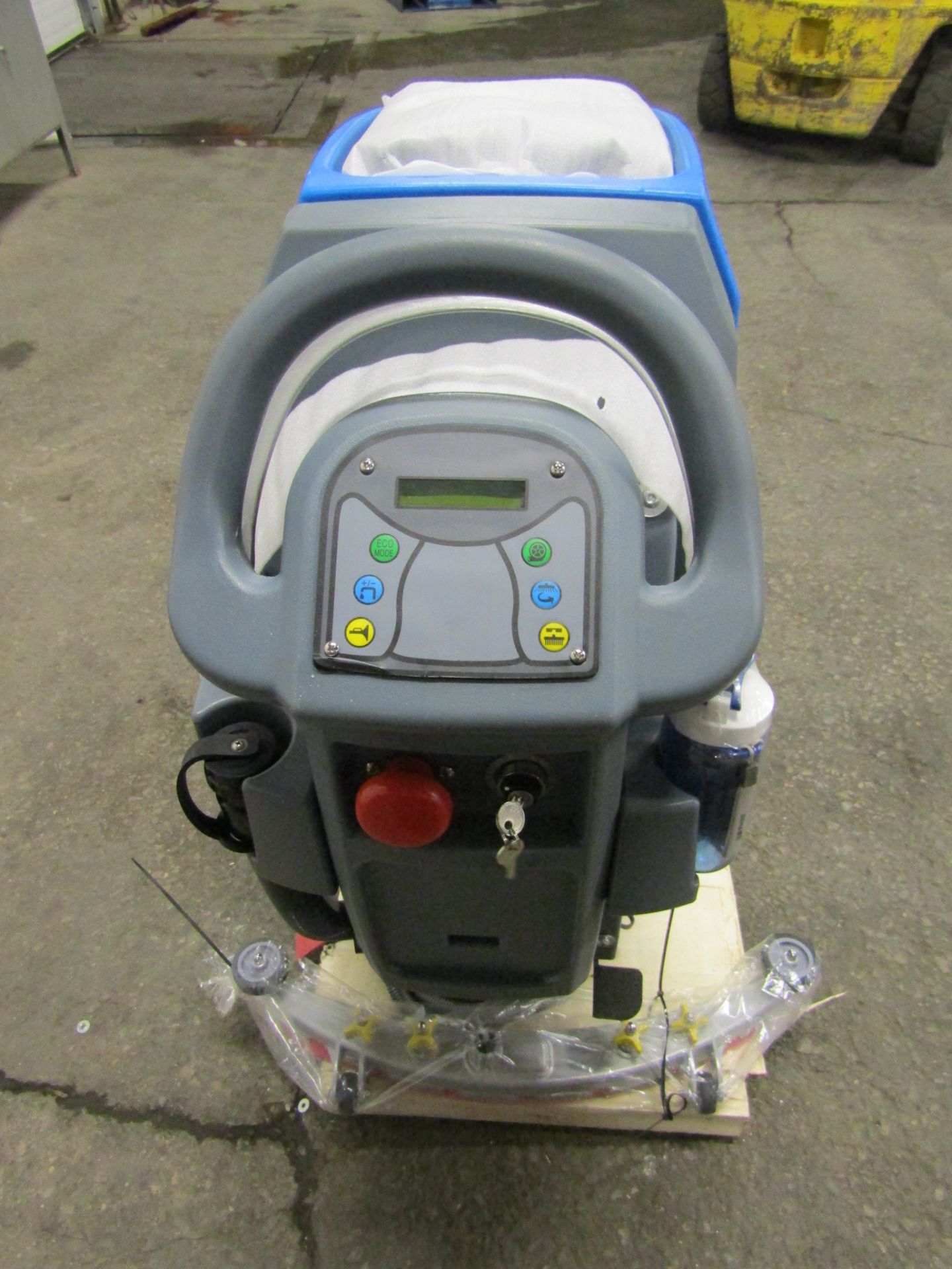 Extreme MINT Walk Behind Floor Sweeper Scrubber Unit model X2 - BRAND NEW with extra pads, digital - Image 2 of 3