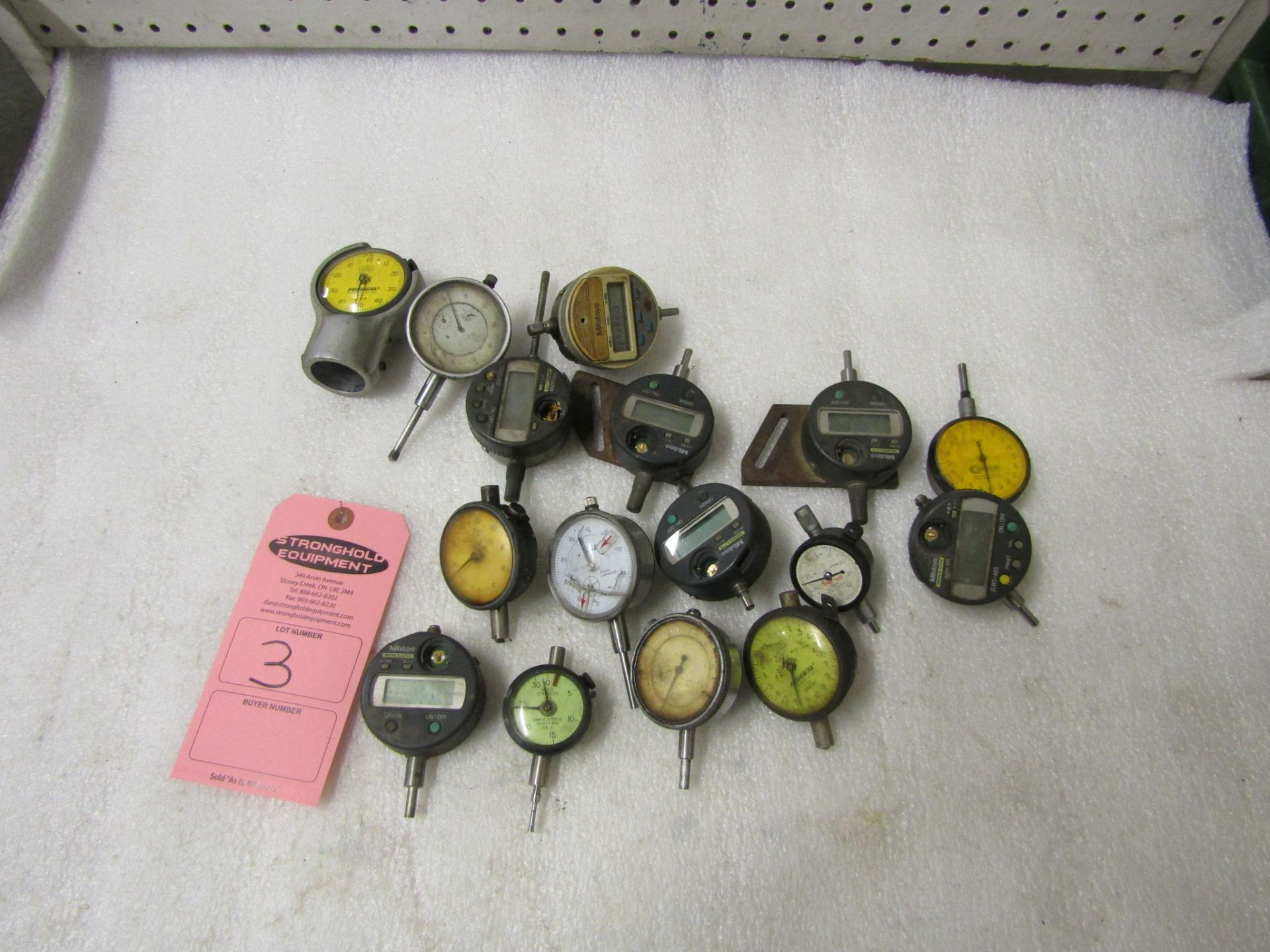 Lot of Dial and Digital Indicators - Mitutoyo, Federal