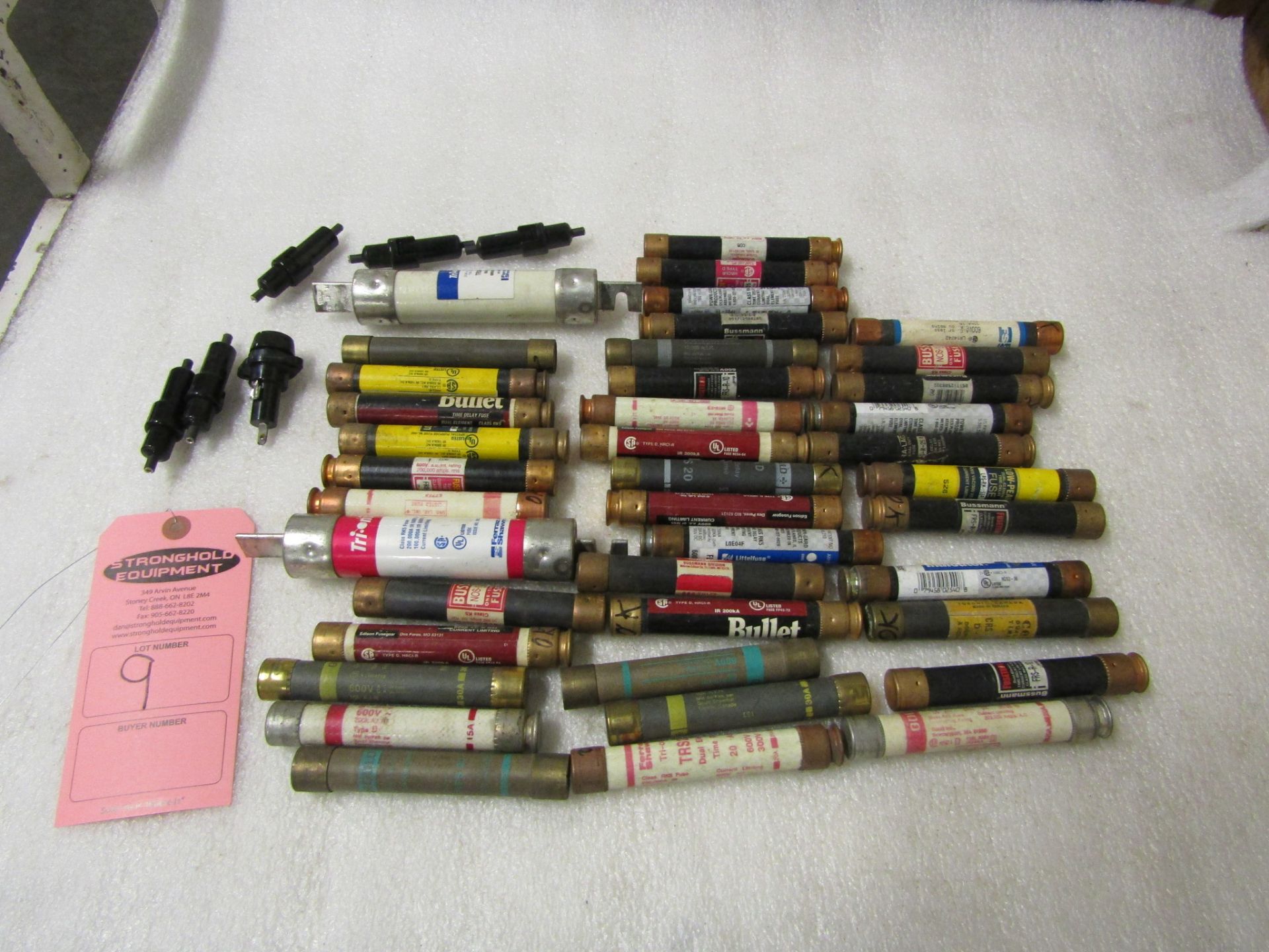 Lot of Assorted Fuses