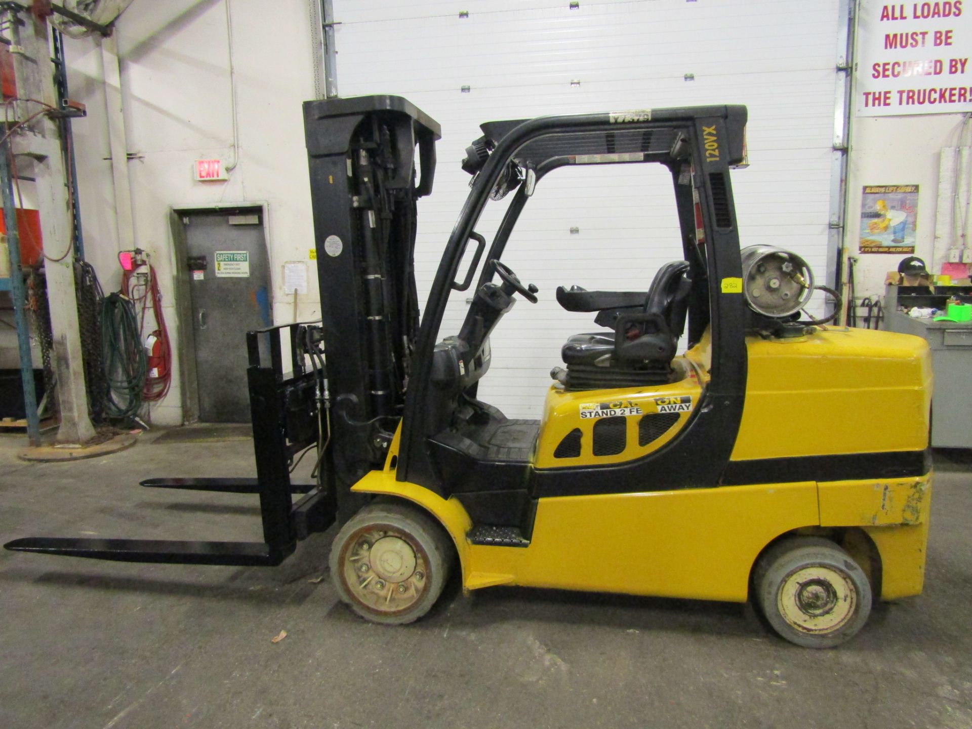 2014 Yale 12000lbs Capacity Forklift with 3-stage mast - LPG (propane) with sideshift & fork