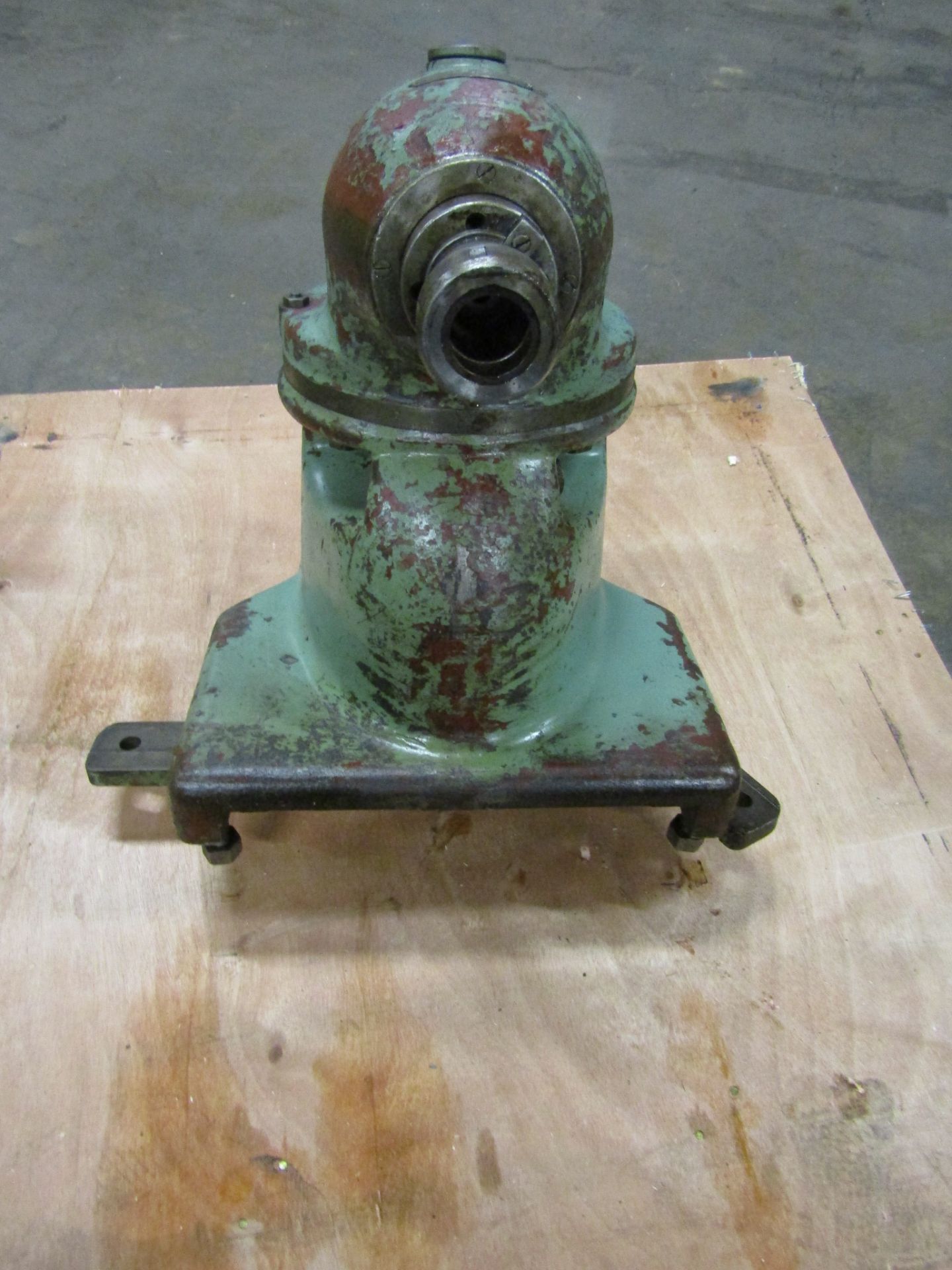 Universal Mill Heads - Image 3 of 3