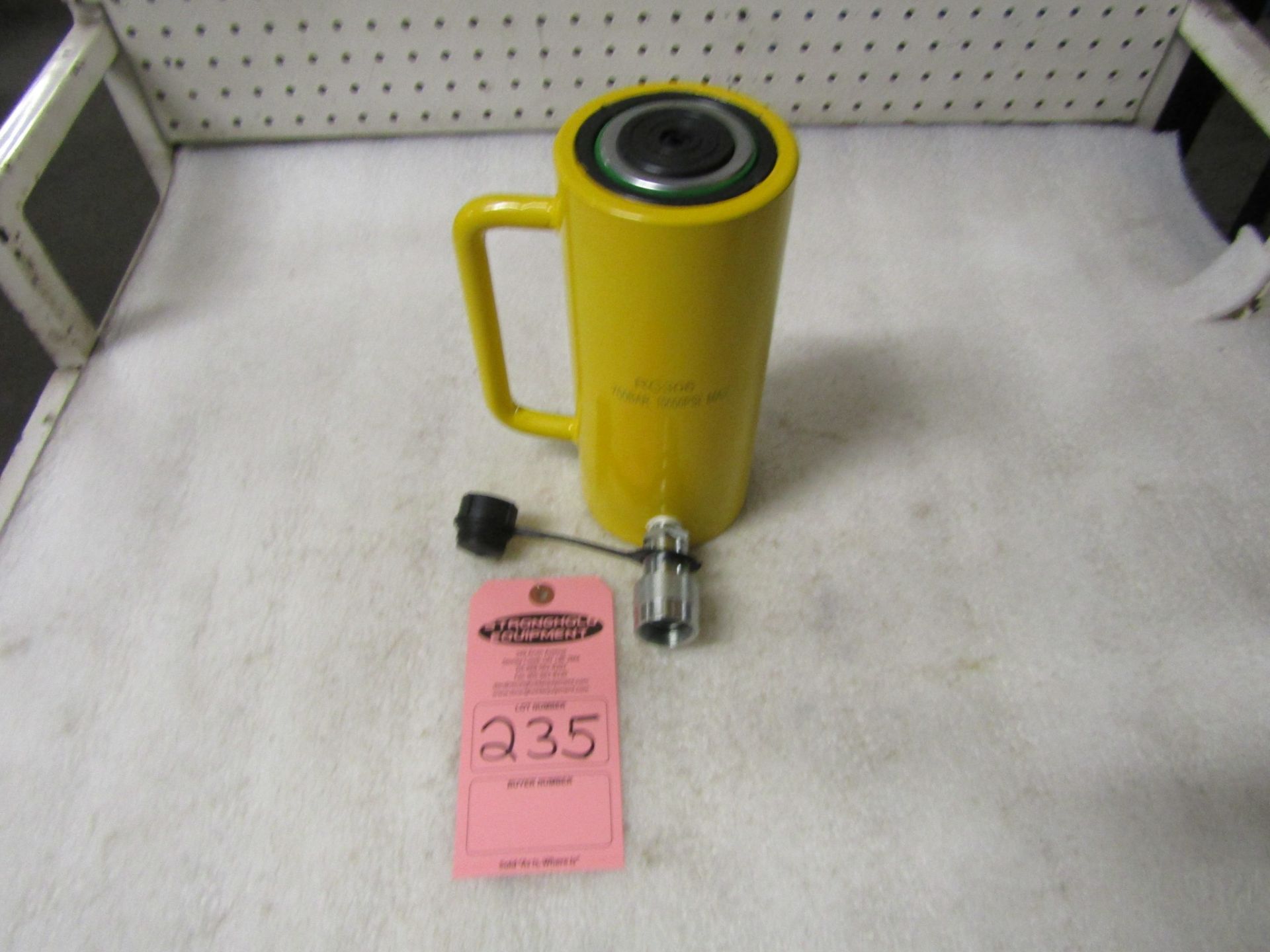 RC-306 MINT - 30 ton Hydraulic Jack with 6" stroke type cylinder