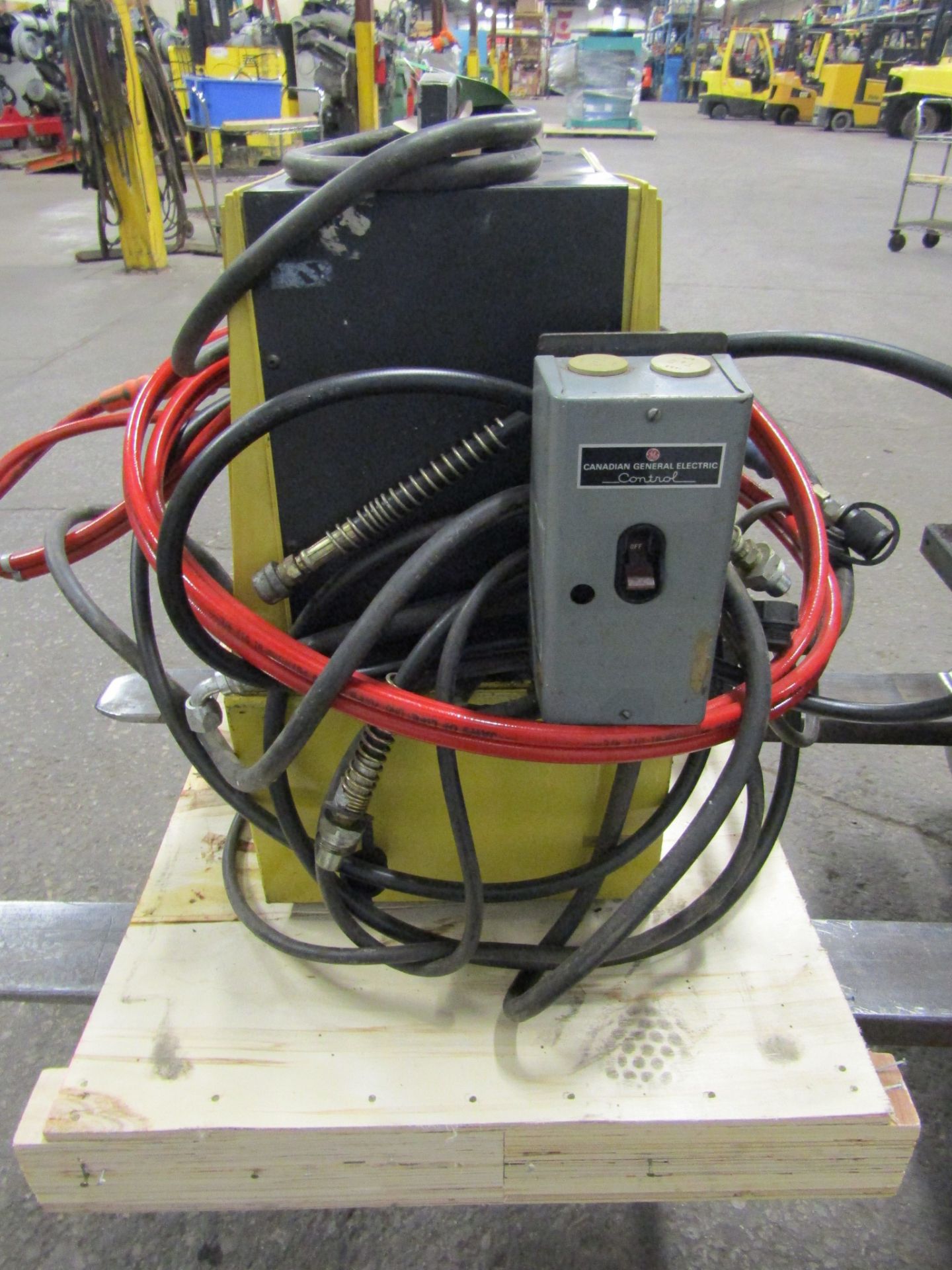 Enerpac Hydraulic Powerpack Pump model PER5045 - 3 HP 12 amp 240V 3 phase - Image 2 of 3