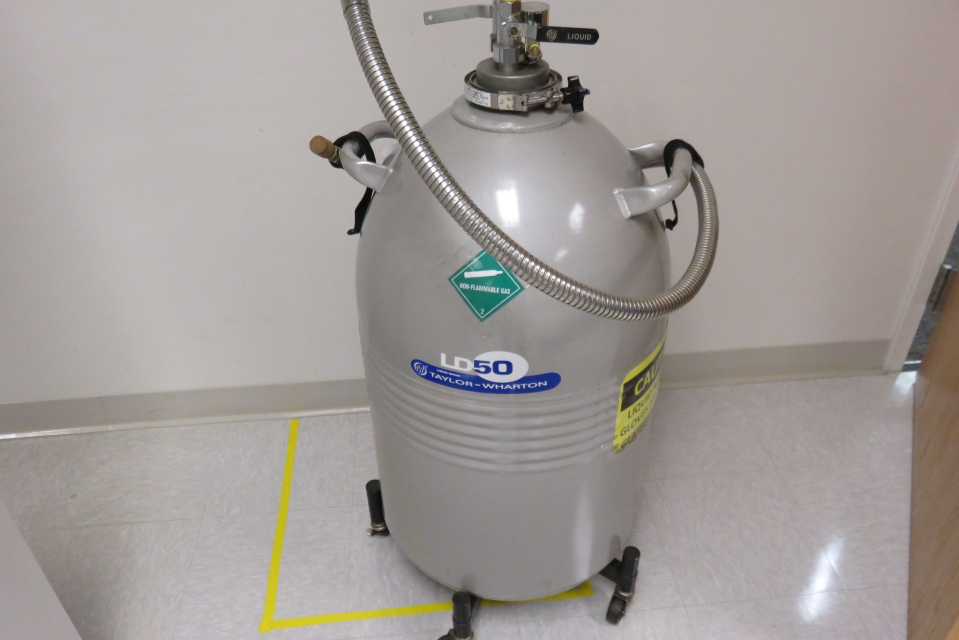 Taylor-Wharton Liquid Nitrogen Dewar with mobile stand