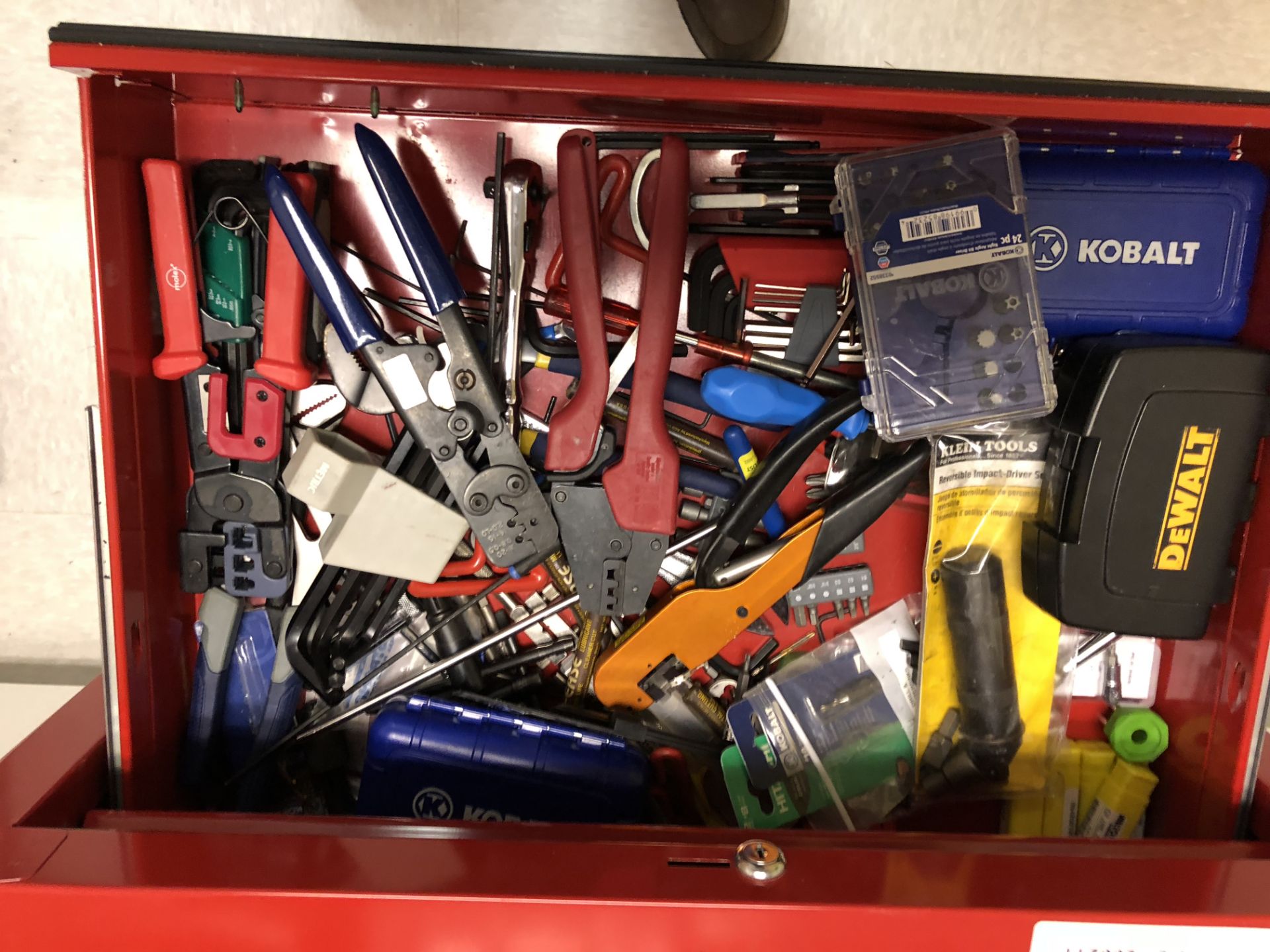 Tool box plus assorted tools - Image 5 of 8