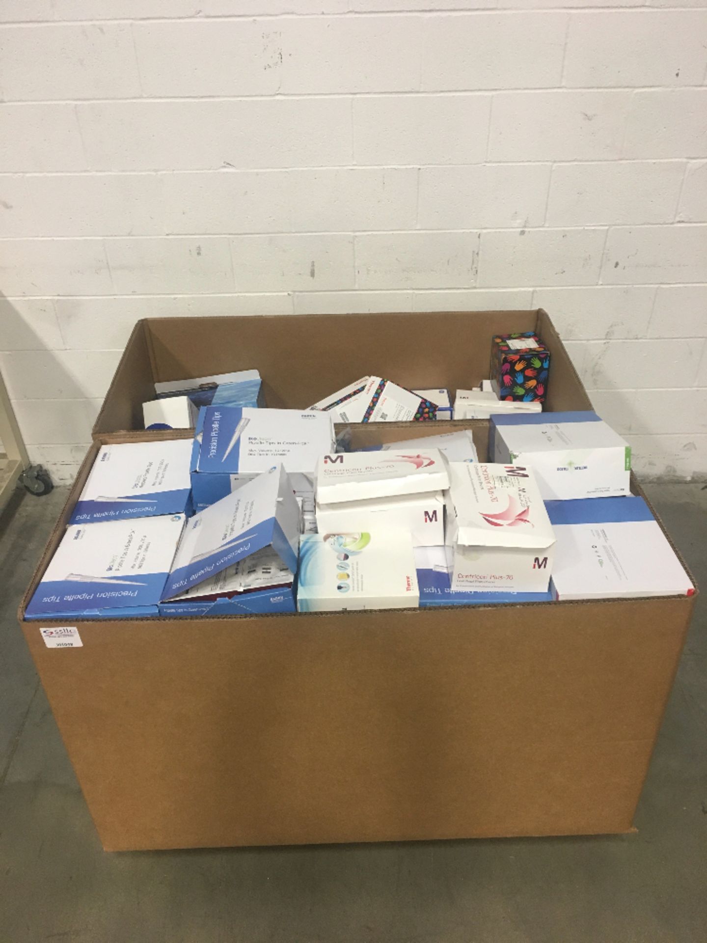 Lot of Miscellaneous Lab Consumables