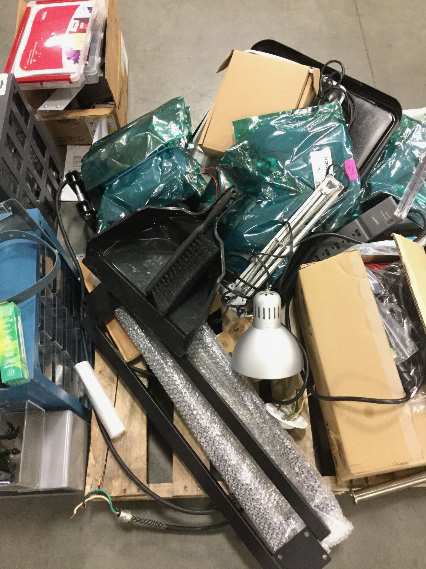 Lot of Miscellaneous Lab Items - Image 8 of 9