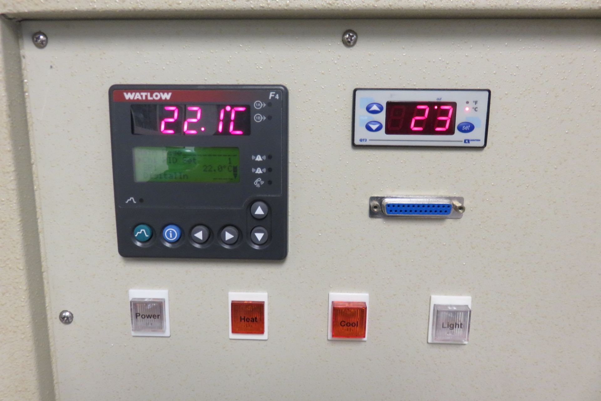 Associated Enviromental Systems Model SD-302 Thermal Environmental Test Chamber - Image 3 of 4