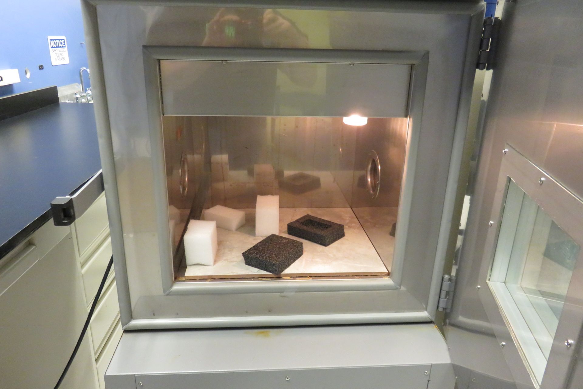 TESTEQUITY Environmental Temperature Chamber - Image 3 of 3