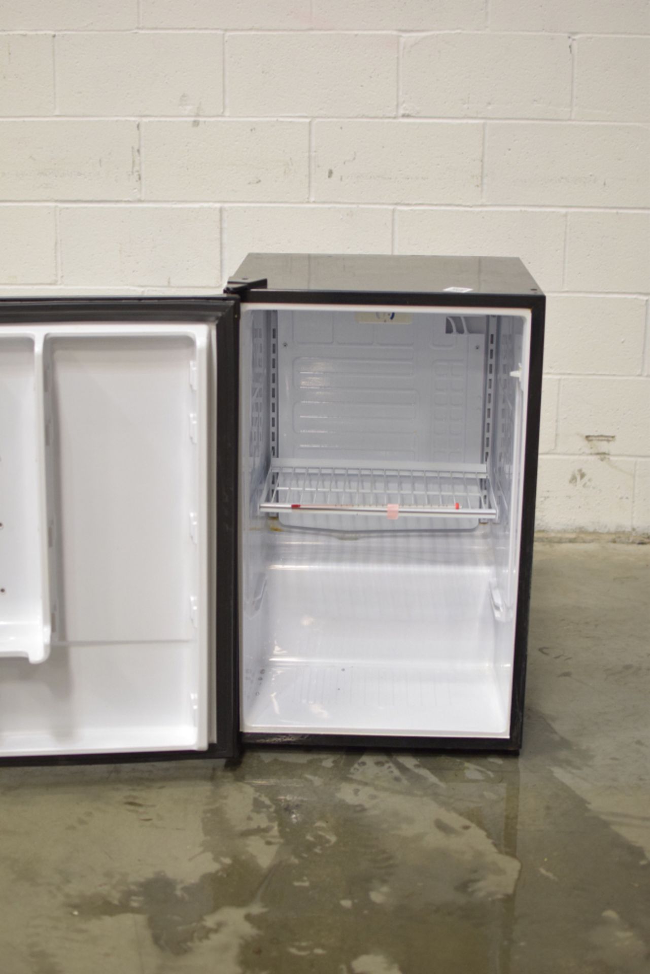 Danby Undercounter Household Refrigerator - Image 2 of 2