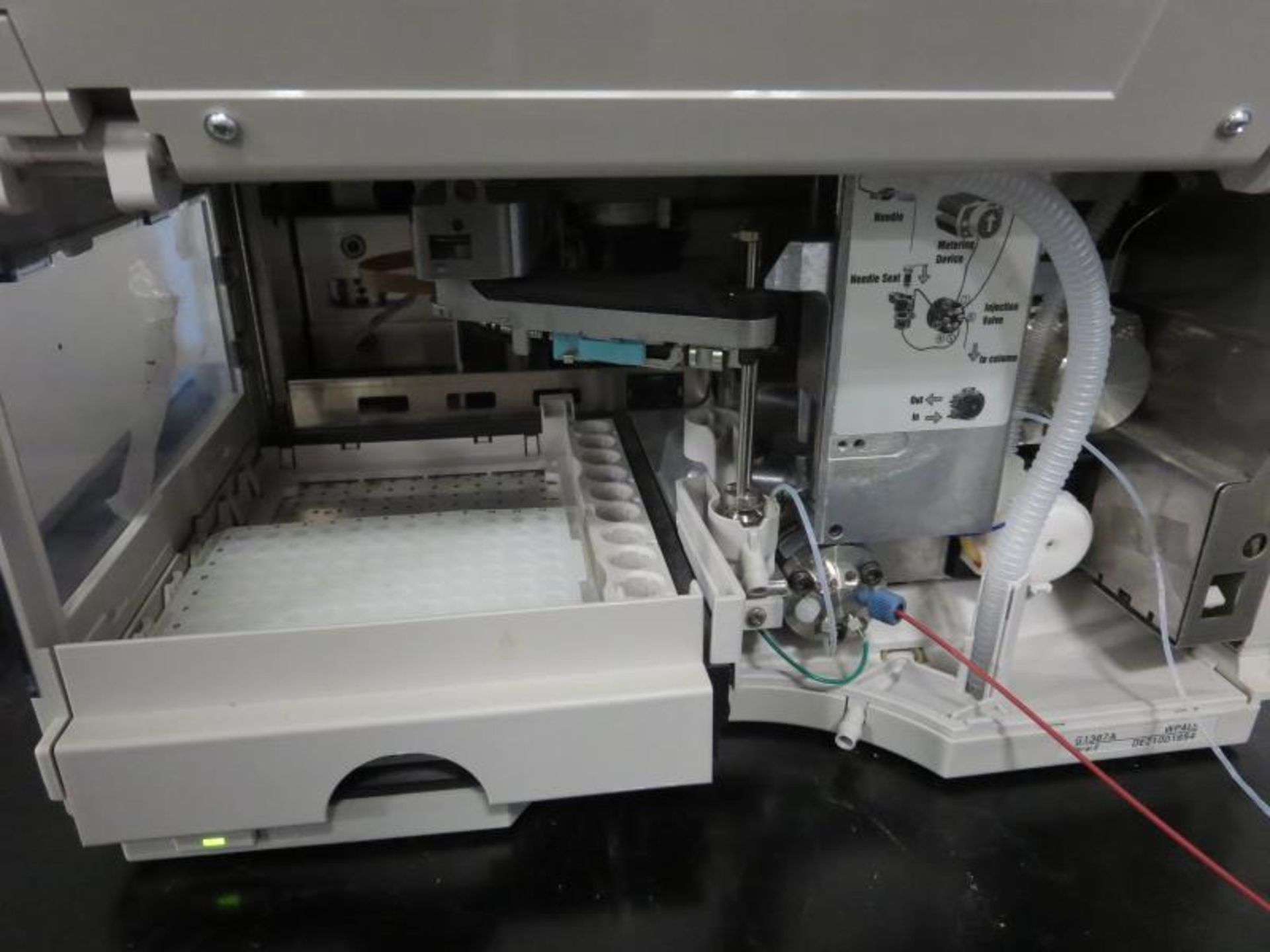 Agilent G1367A WPALS / Well Plate Auto Sampler - Image 2 of 2