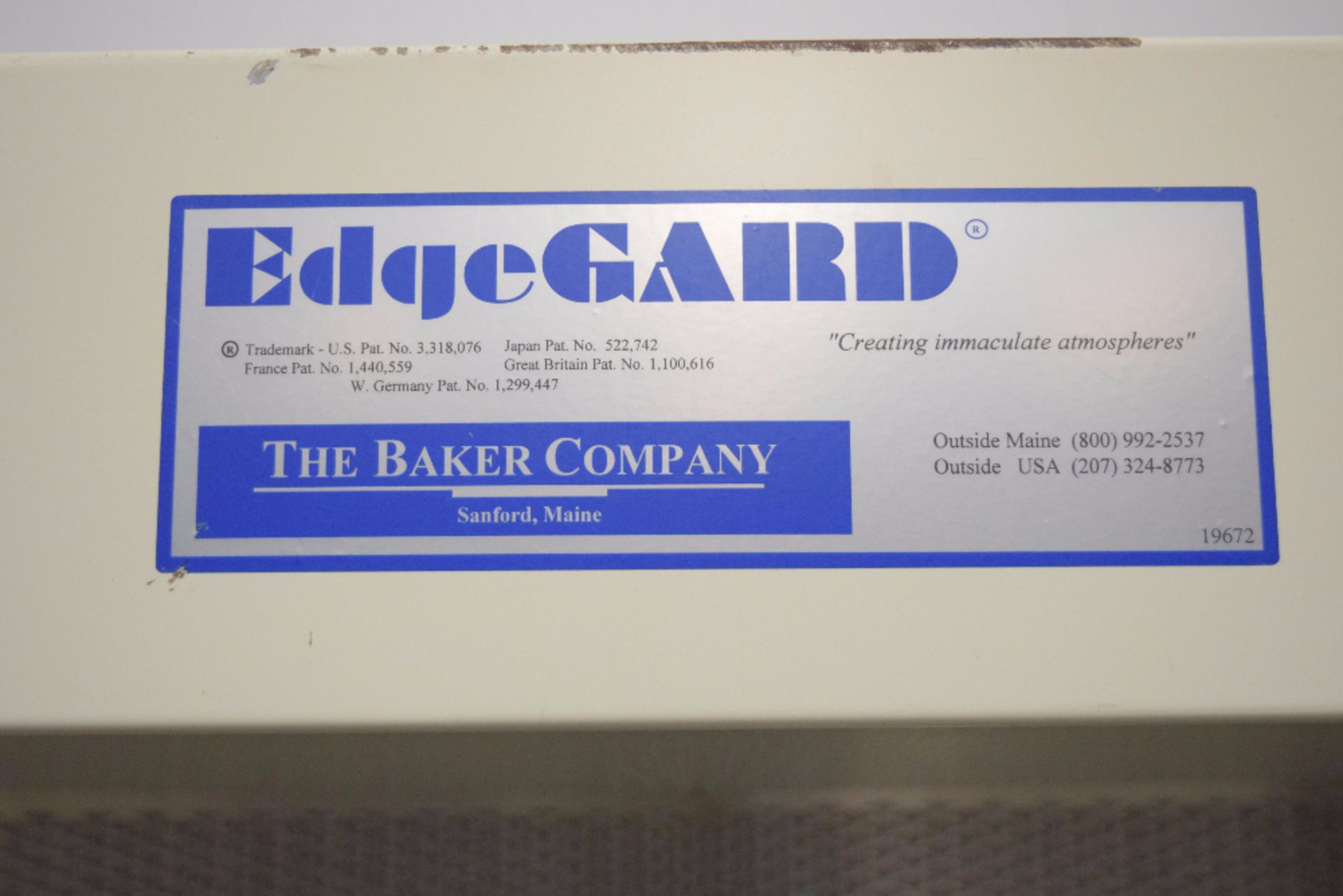 Baker Company EdgeGARD 8' Laminar Flow Hood - Image 2 of 5