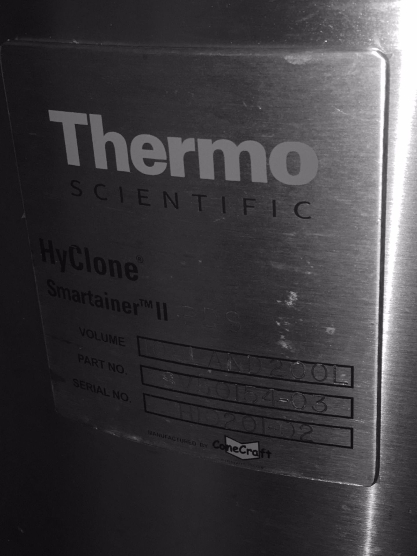 Thermo Scientific Hyclone Smartainer II 100 and 200 Liter Stainless Steel Vessel - Image 2 of 3