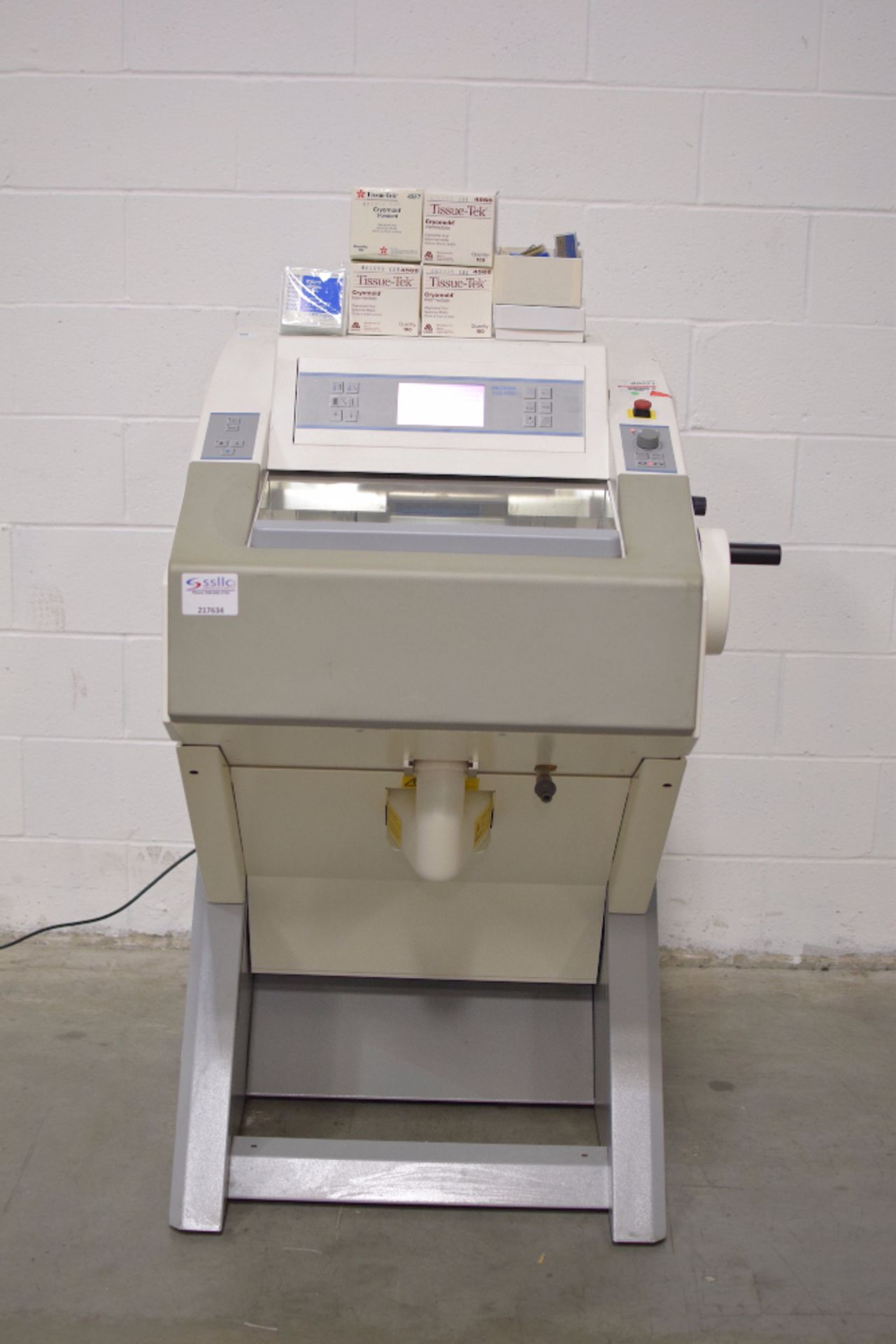 Microm HM560 Cryostat